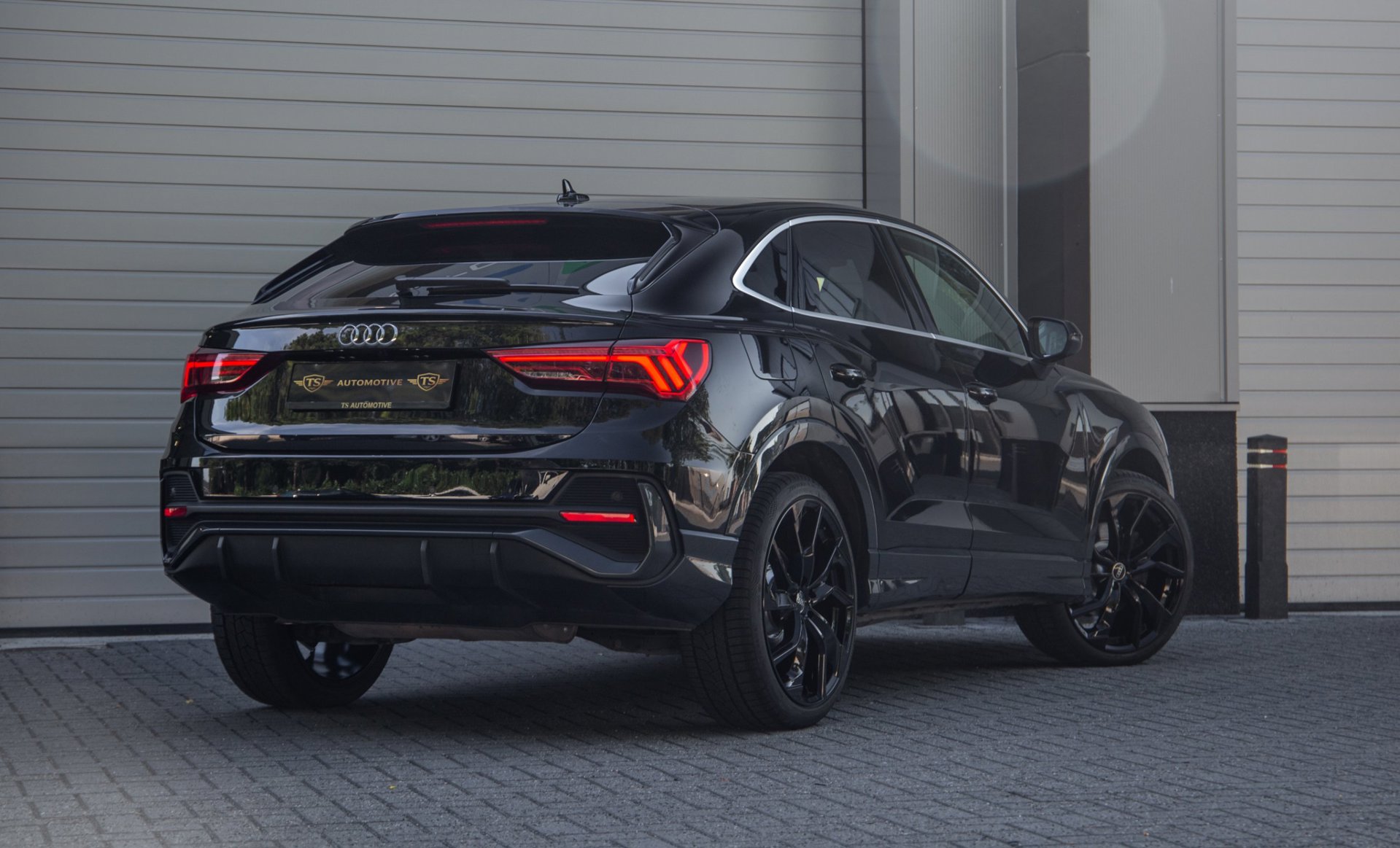 Foto van Audi Q3 Sportback E-tron