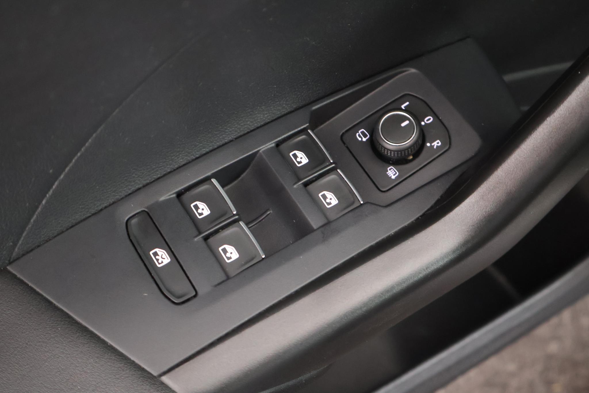 Foto van Volkswagen T-cross