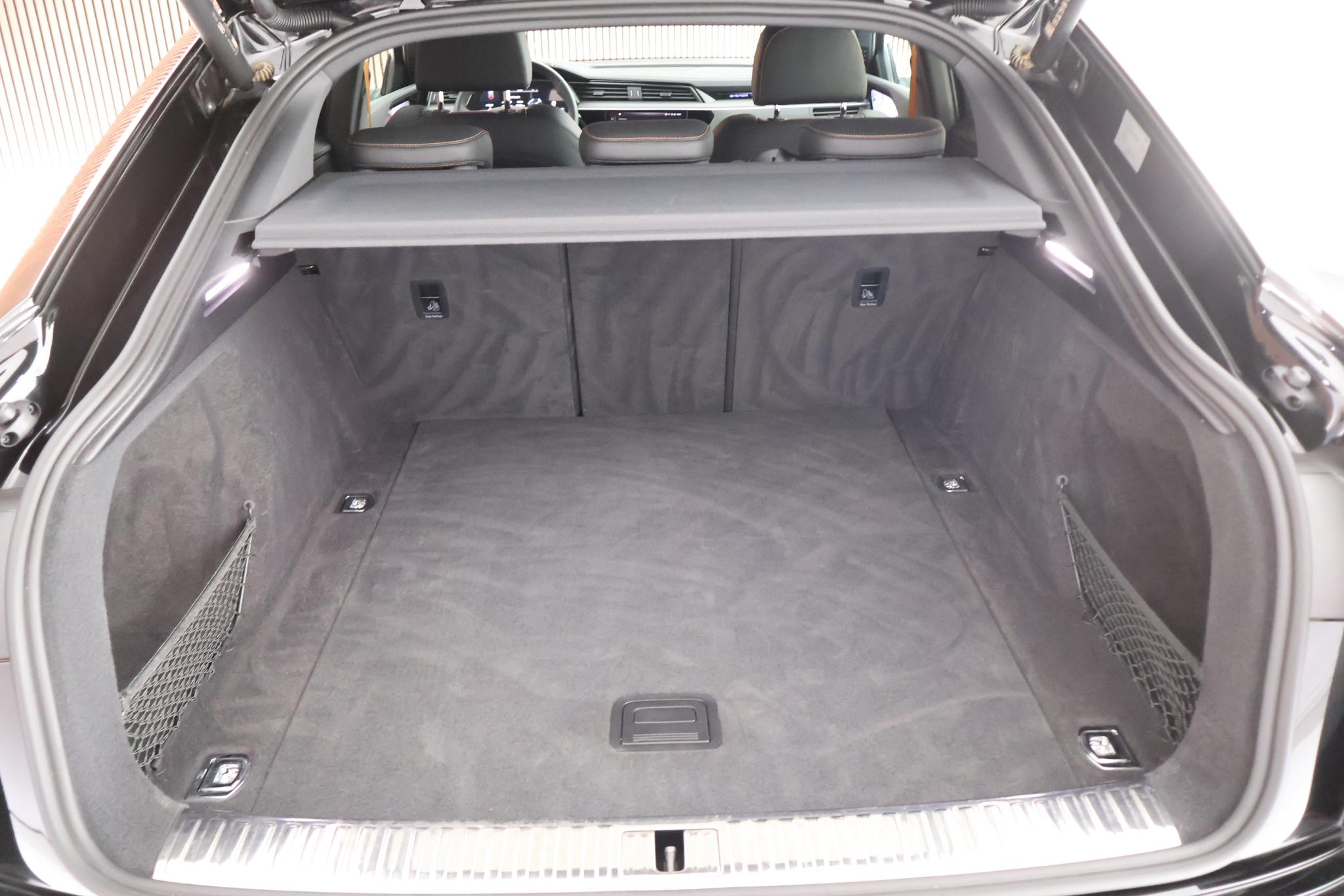 Foto van Audi E-tron Sportback 55