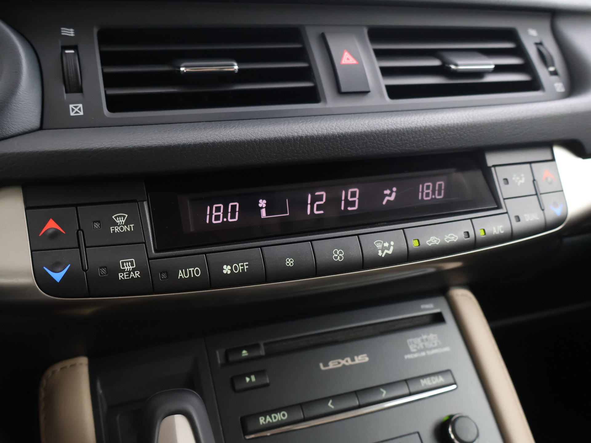 Foto van Lexus Lexus Ct200h