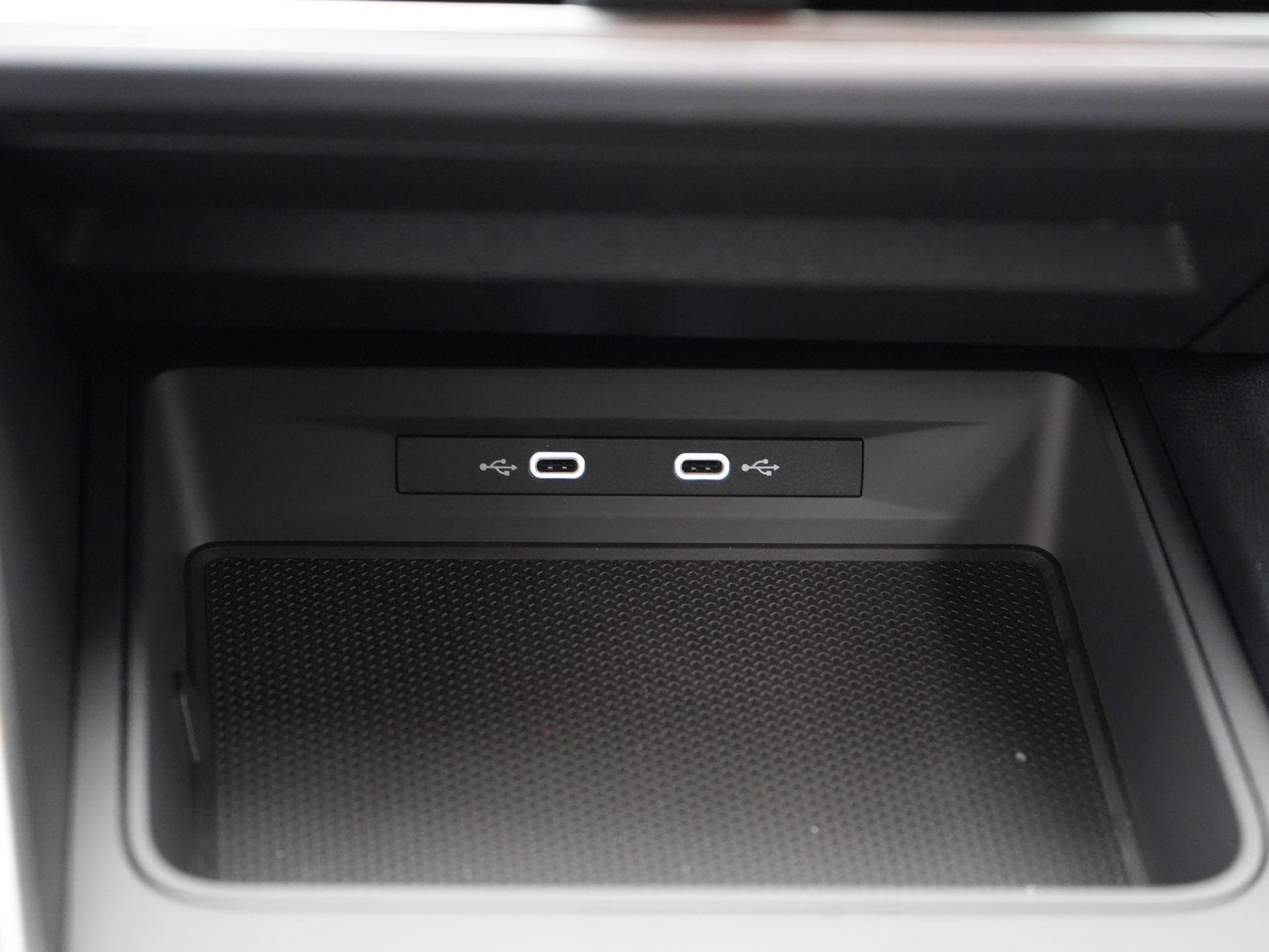 Foto van Seat Seat Leon SP E-hybrid150