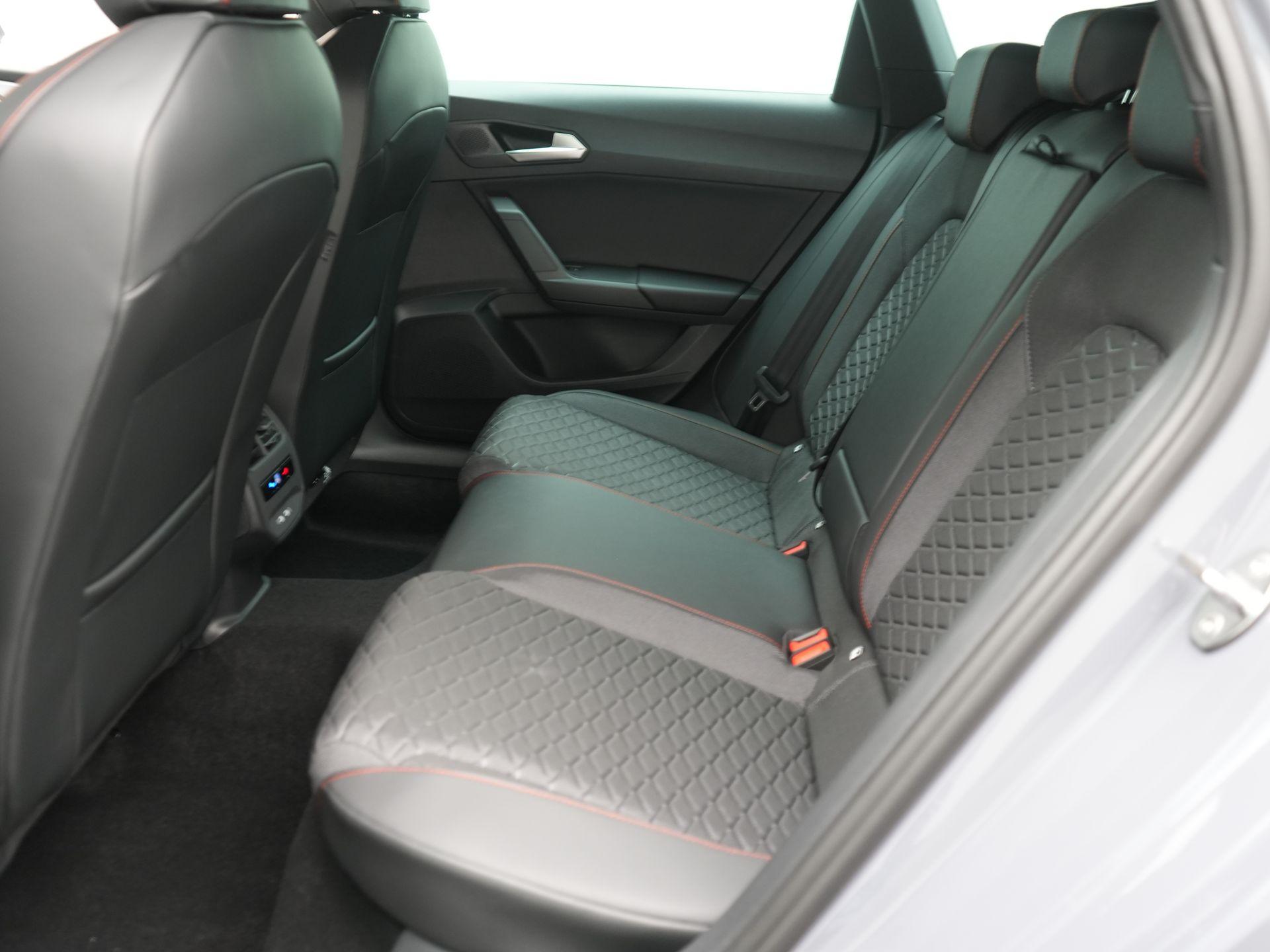 Foto van Seat Seat Leon SP E-hybrid150