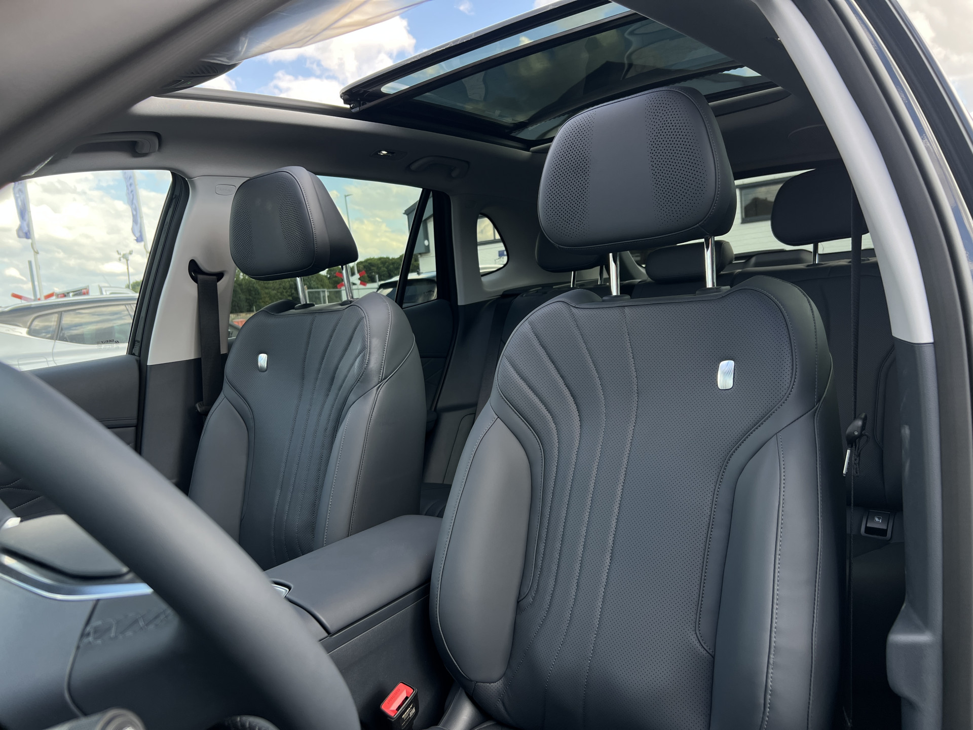 Foto van Geely Starray Em-i