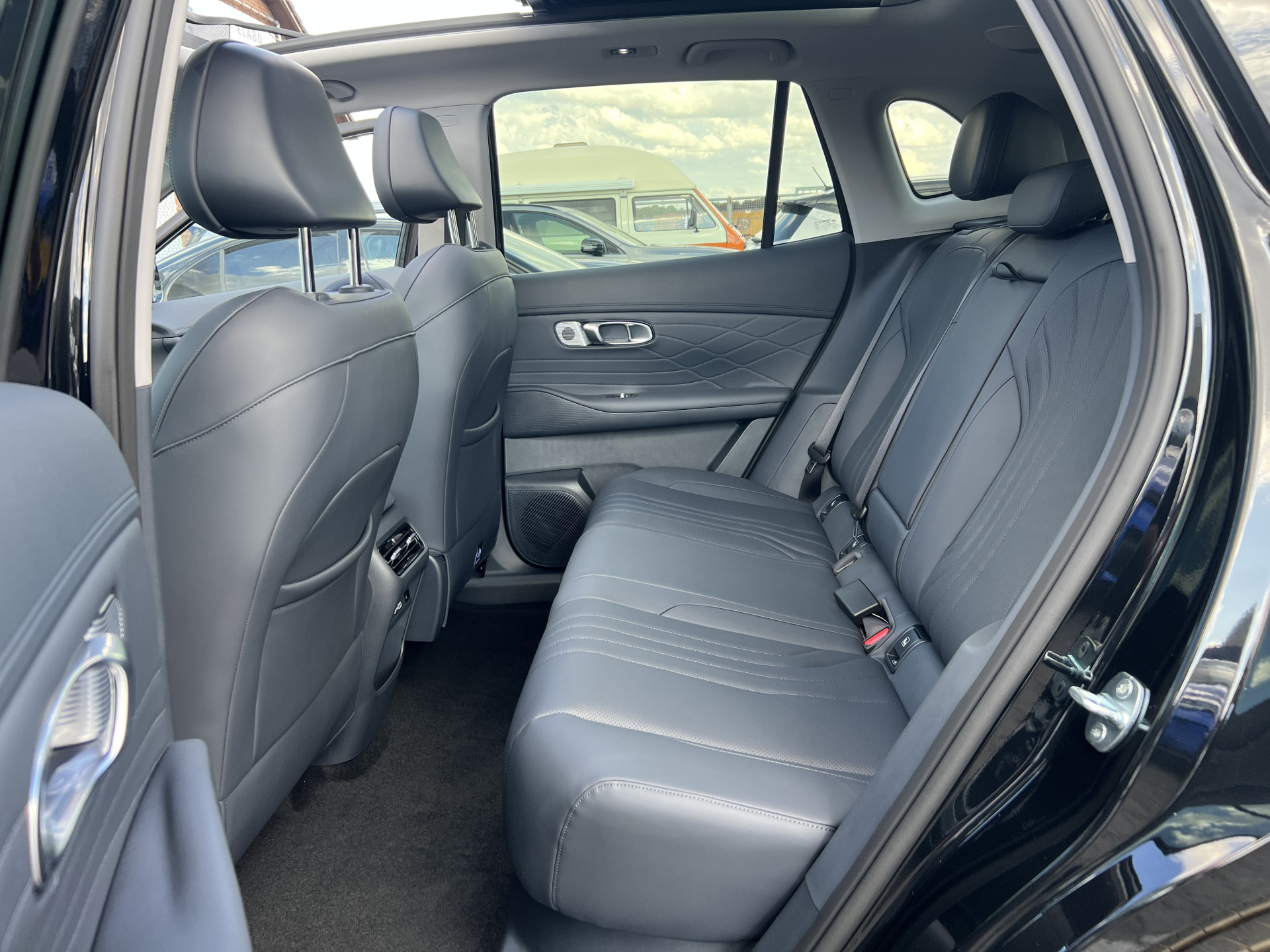 Foto van Geely Starray Em-i