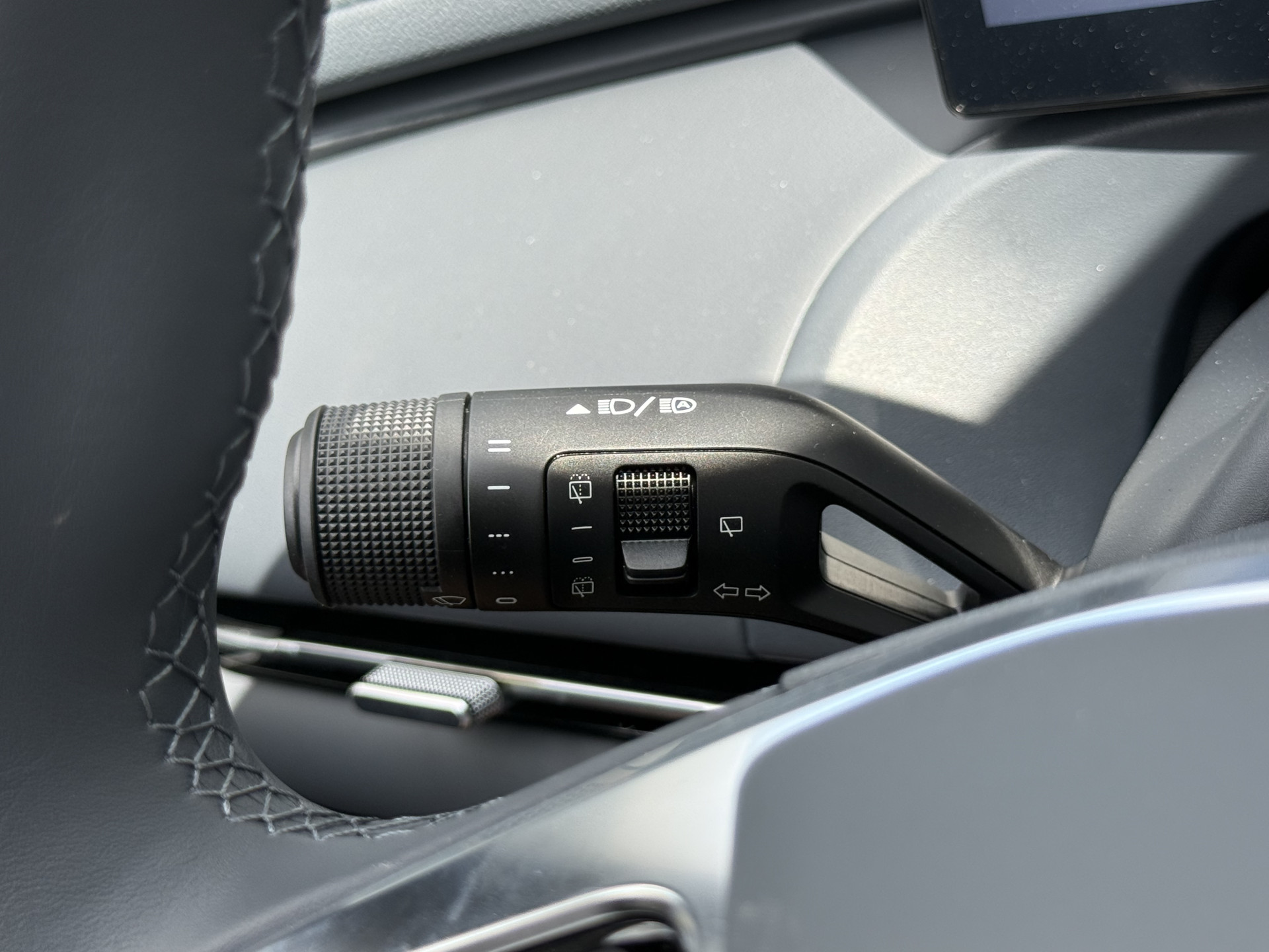 Foto van Geely Starray Em-i