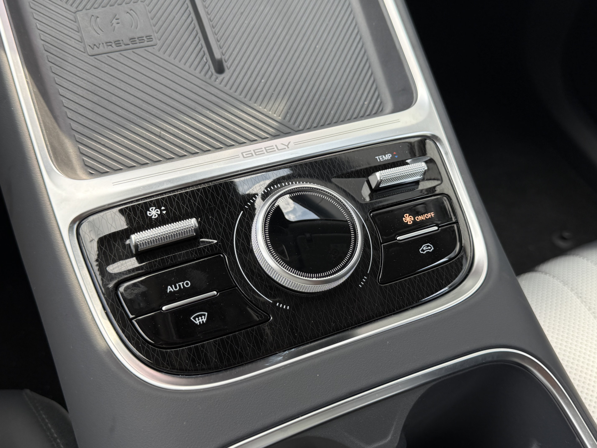 Foto van Geely Starray Em-i