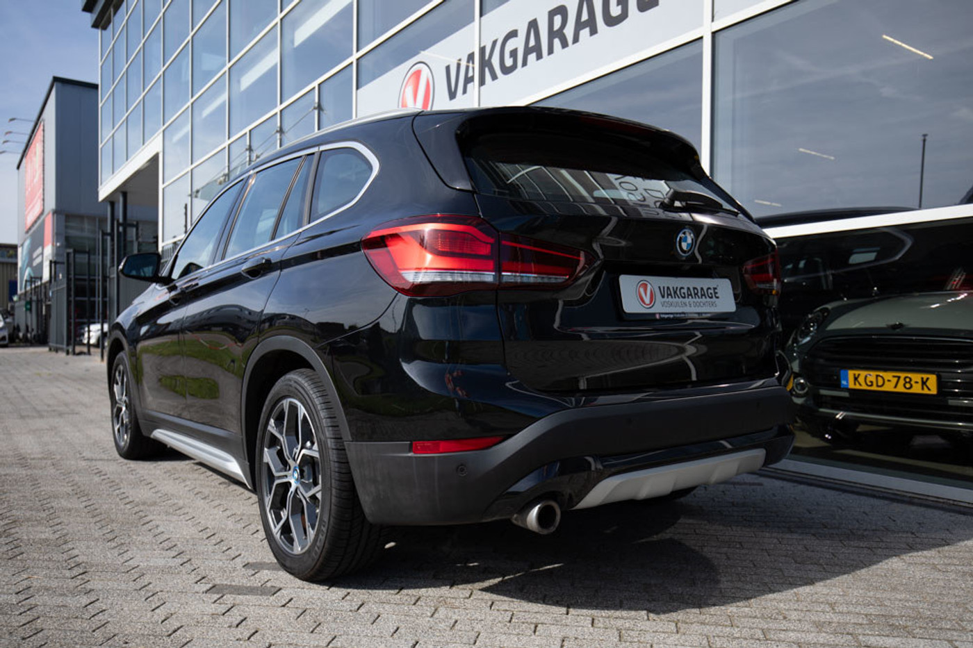Foto van BMW X1 Xdrive25e