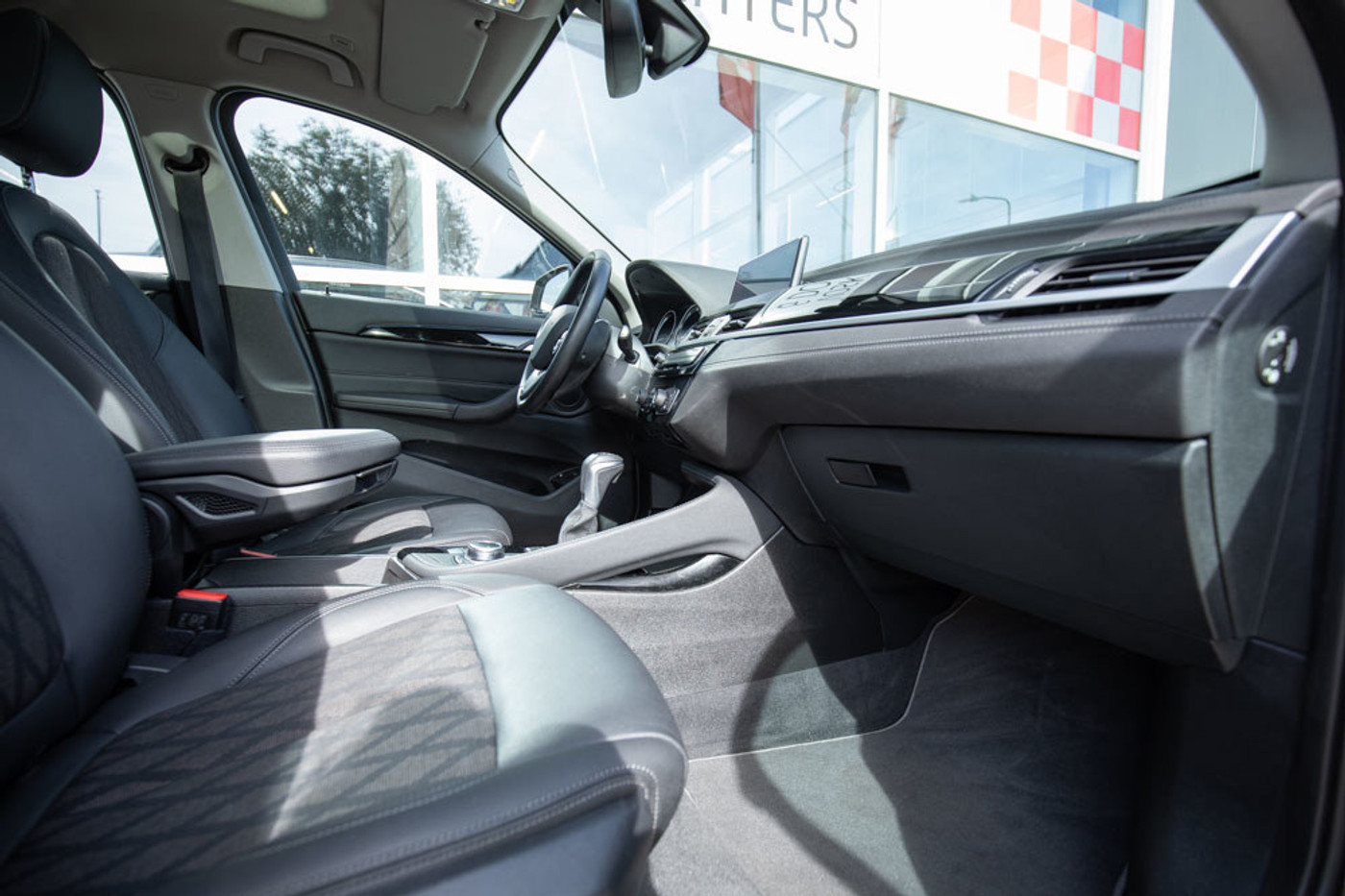 Foto van BMW X1 Xdrive25e