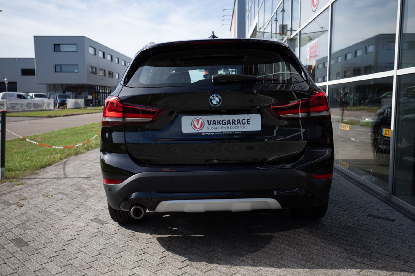 Foto van BMW X1 Xdrive25e