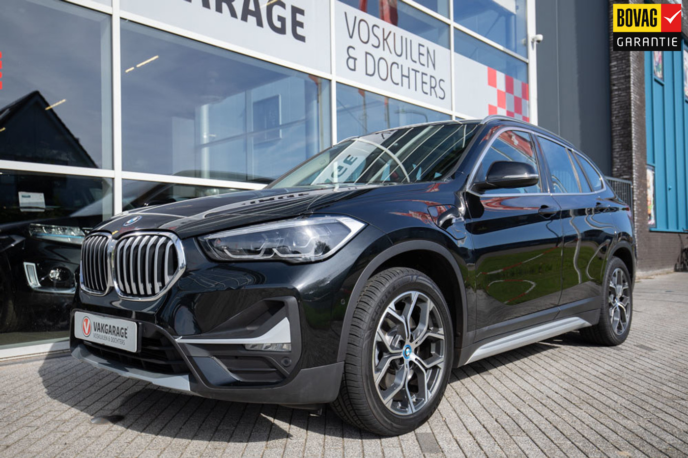 BMW X1 Xdrive25e XDrive25e X Line | Panoramadak | Carplay 2022 - voorkant