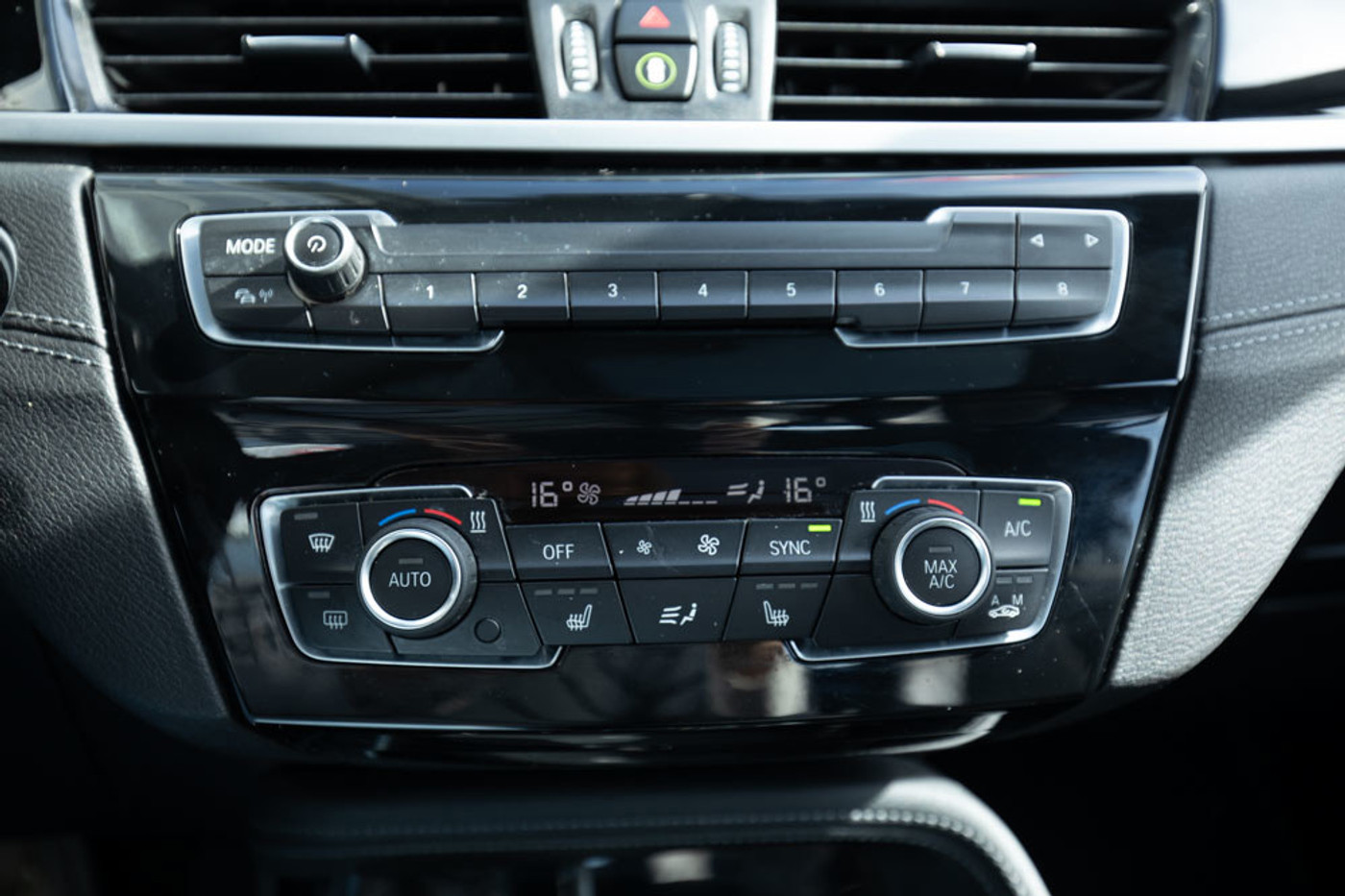 Foto van BMW X1 Xdrive25e