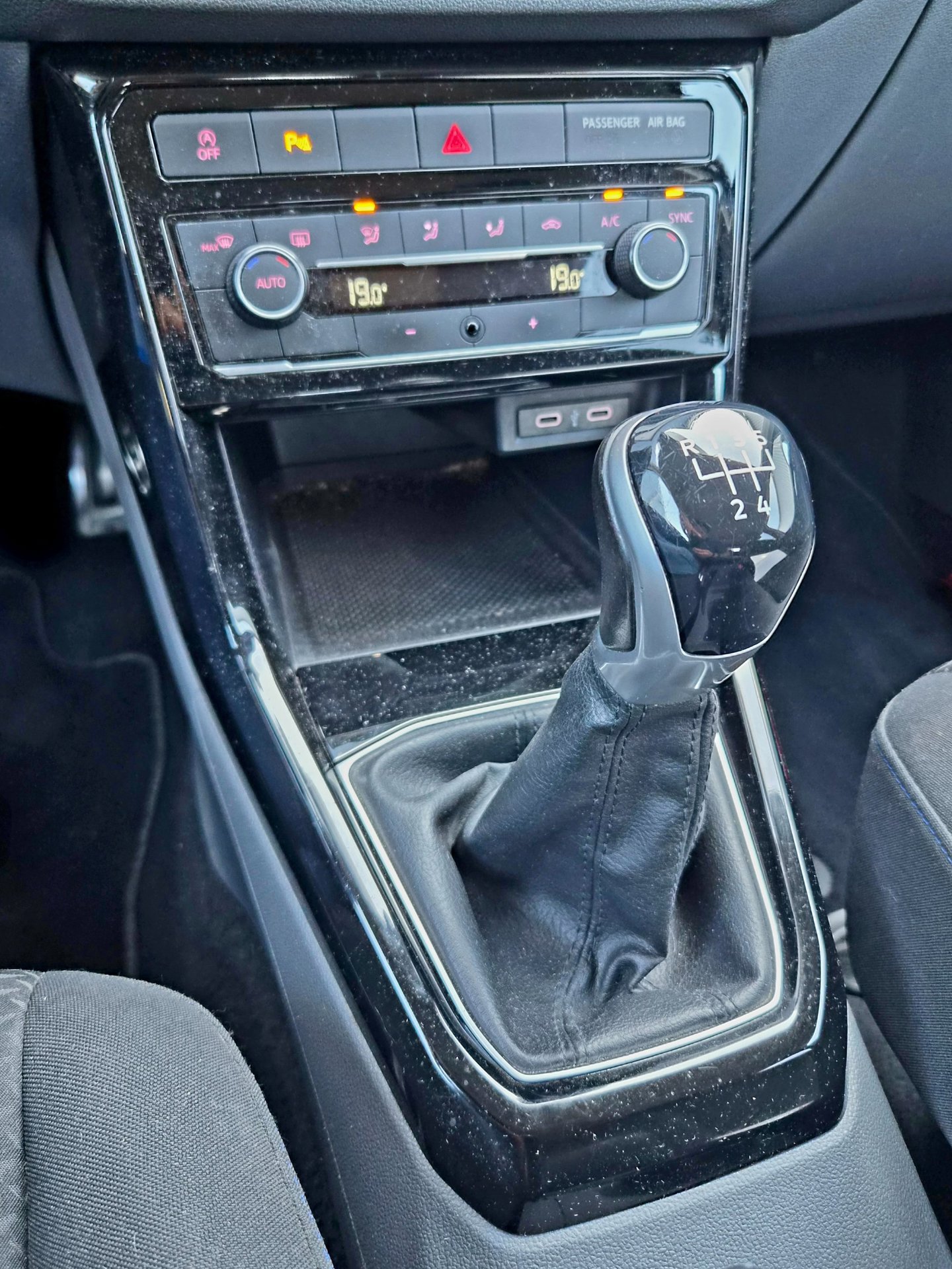 Foto van Volkswagen T-cross