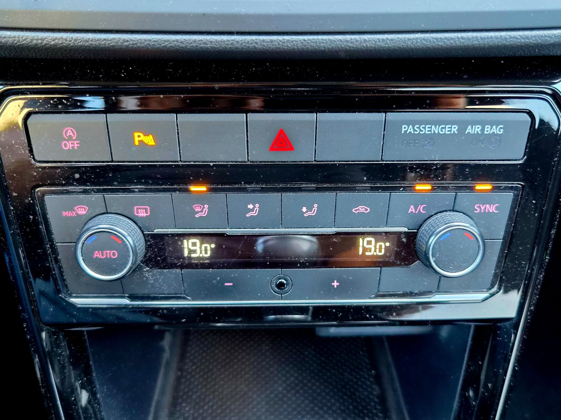Foto van Volkswagen T-cross