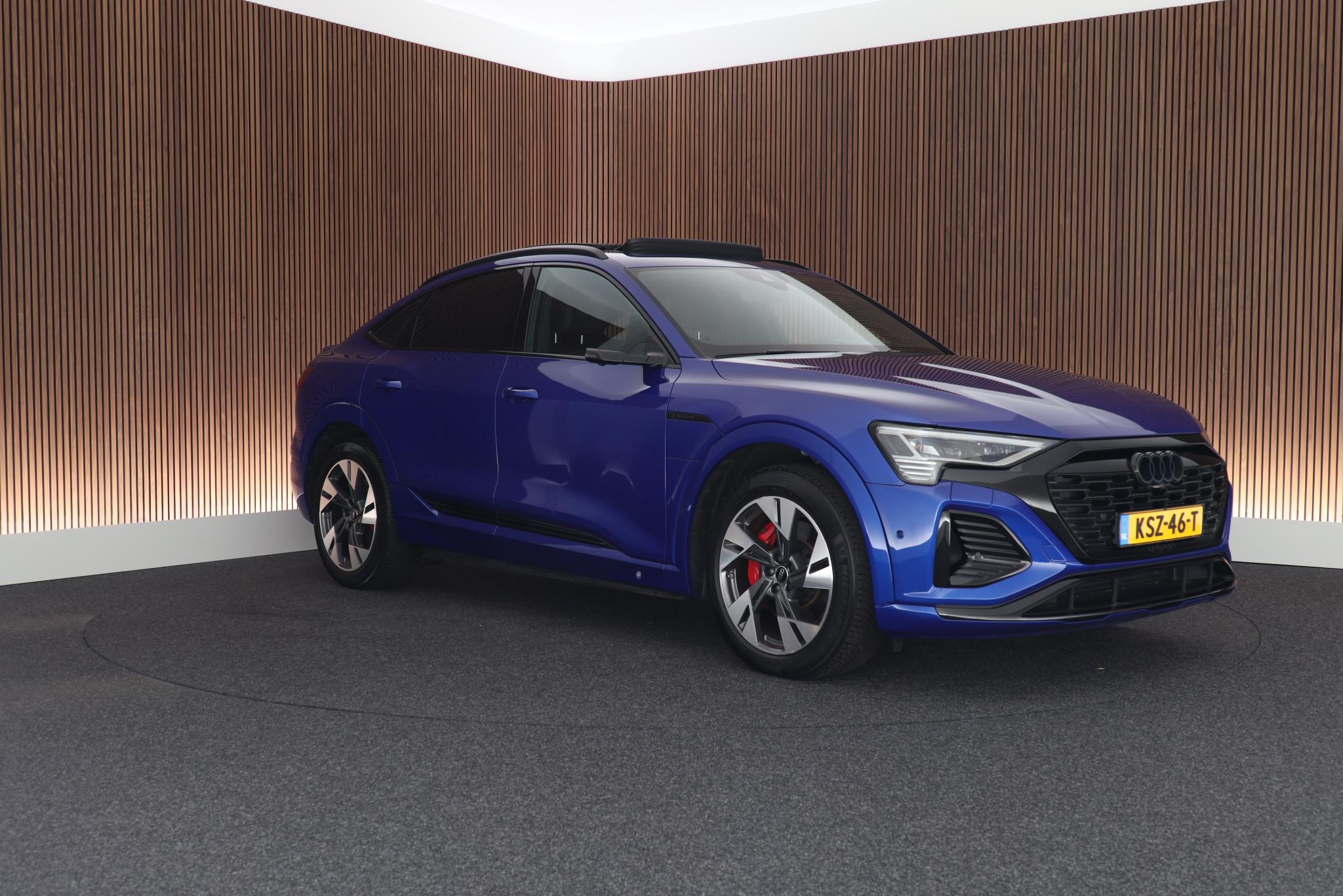 Foto van Audi Q8 Sportback 55 E-tron