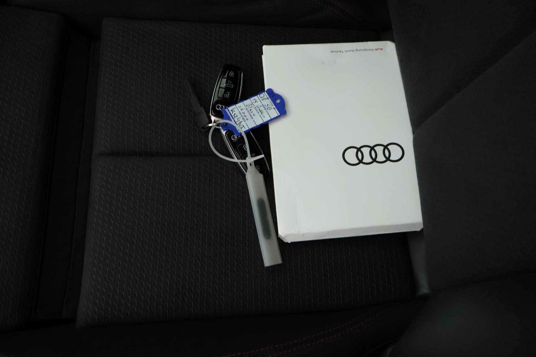 Foto van Audi Q8 Sportback 55 E-tron