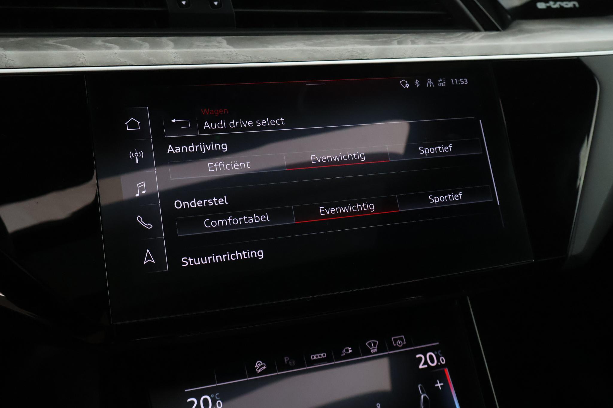 Foto van Audi Q8 Sportback 55 E-tron