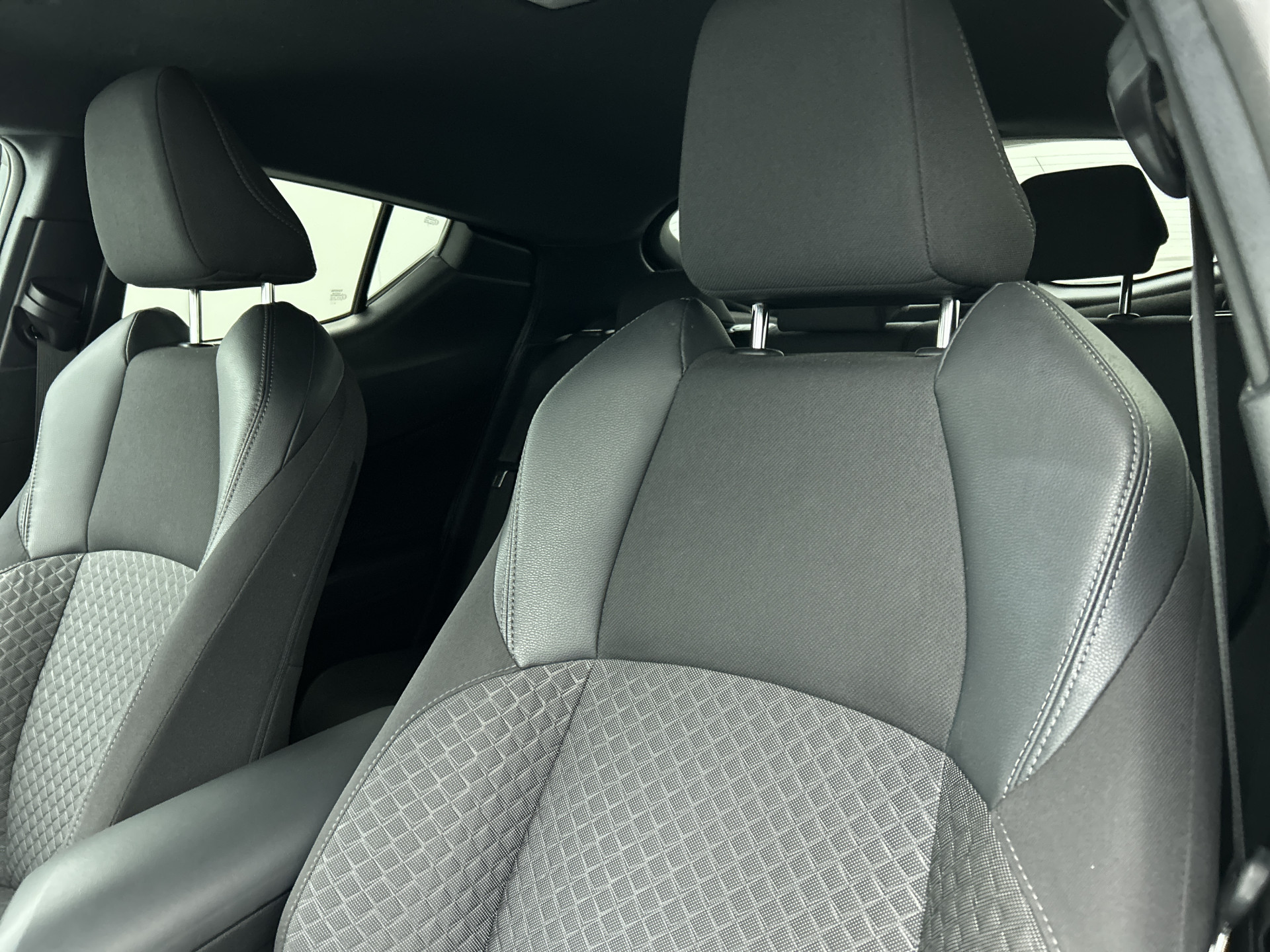 Foto van Toyota Toyota C-hr