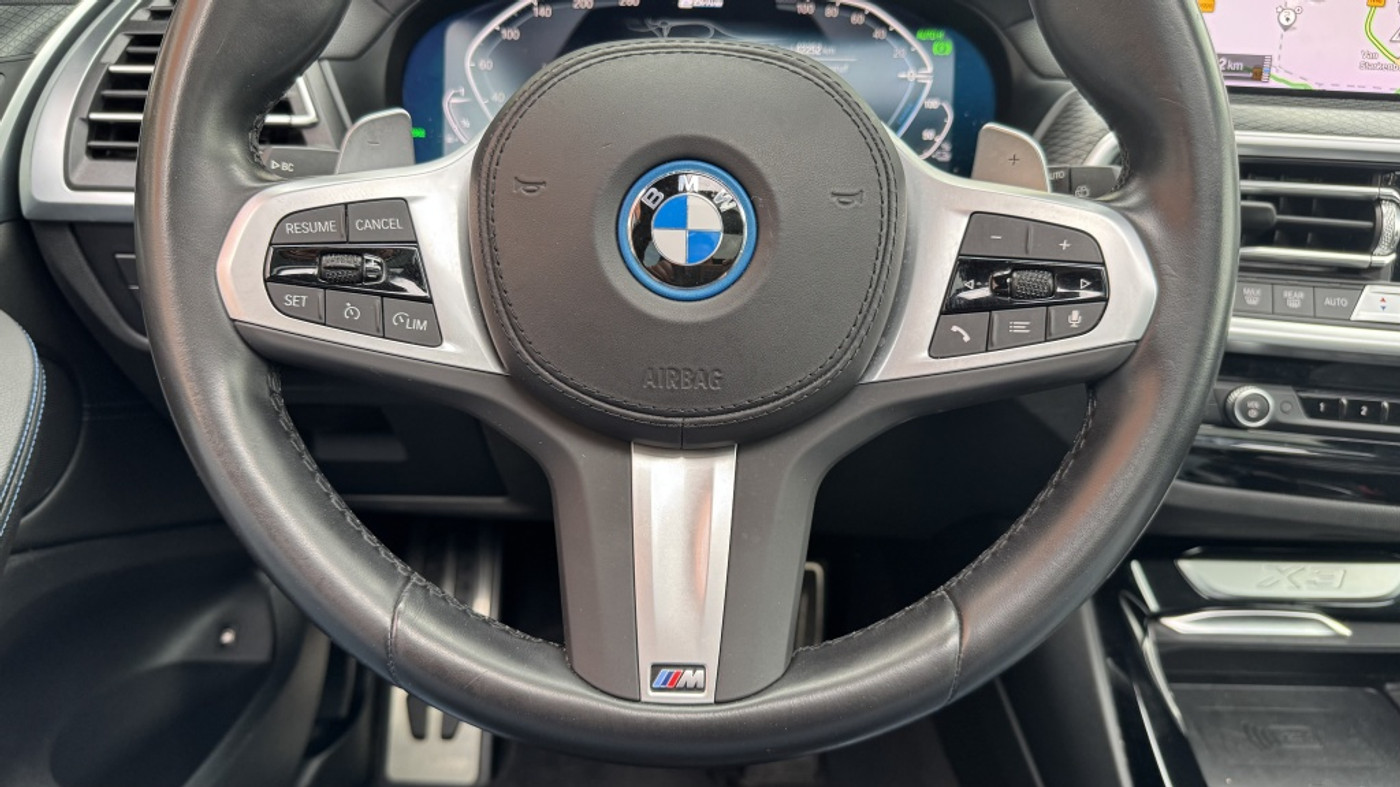 Foto van BMW X3 Xdrive30e