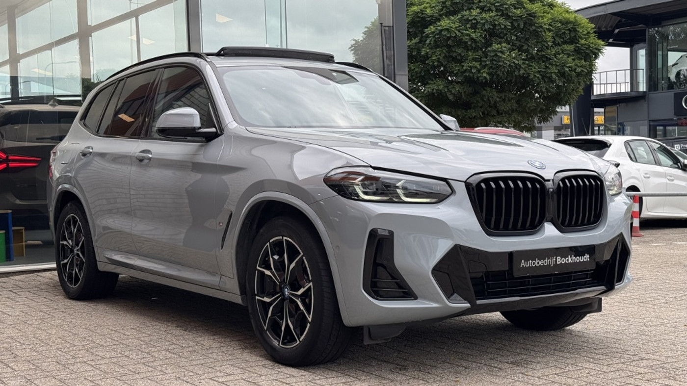 Foto van BMW X3 Xdrive30e
