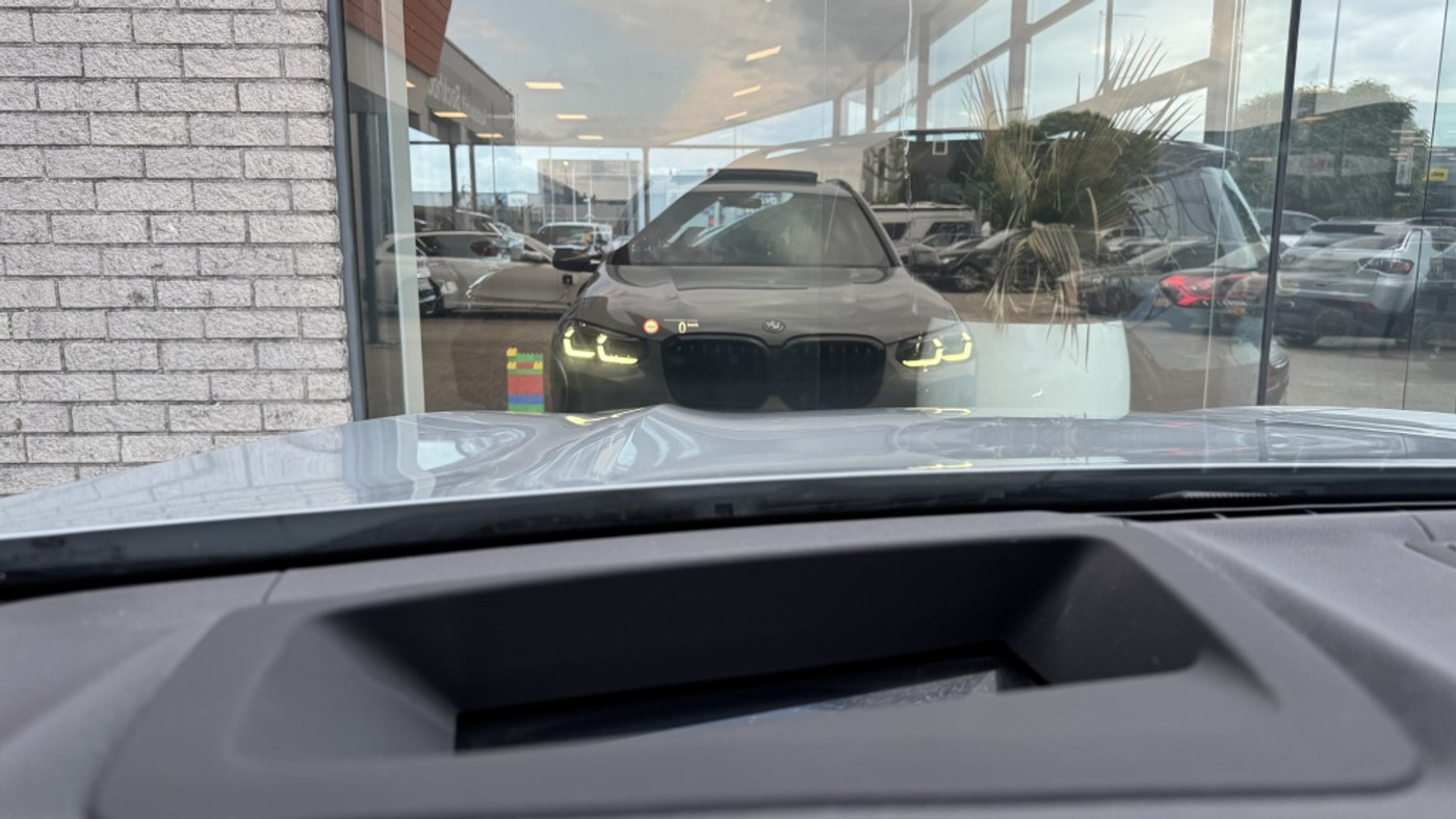 Foto van BMW X3 Xdrive30e
