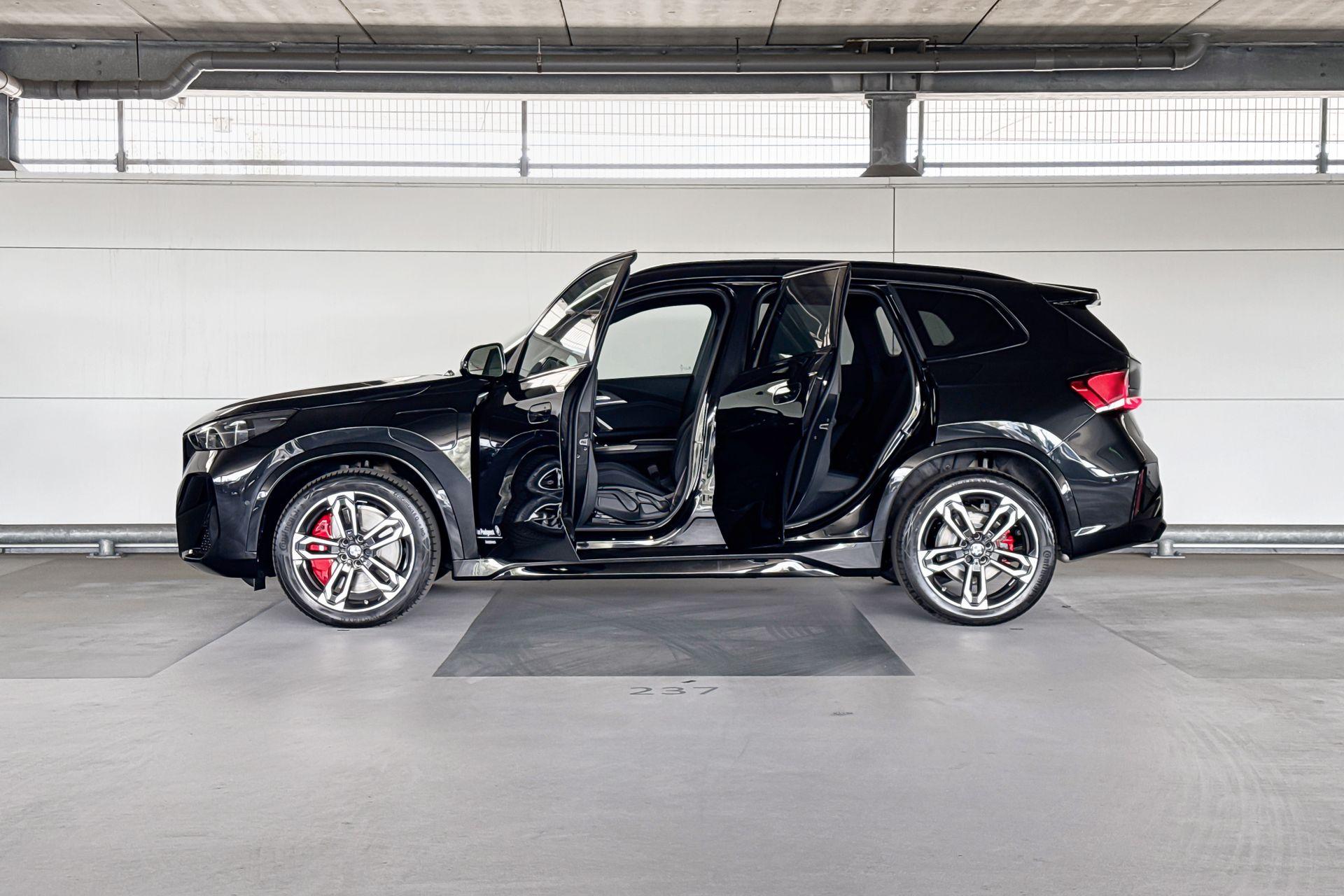 Foto van BMW X1 Xdrive25e