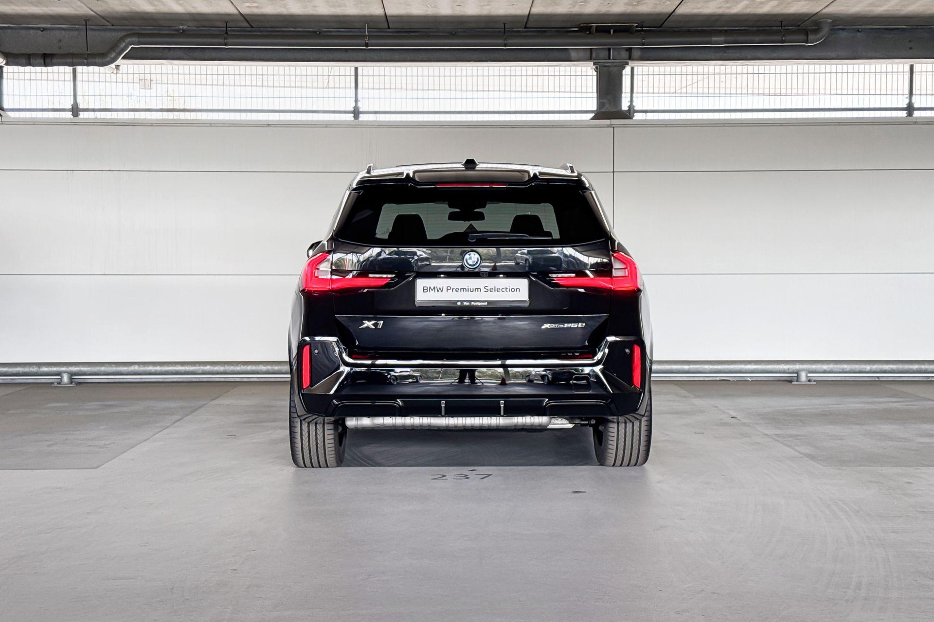 Foto van BMW X1 Xdrive25e