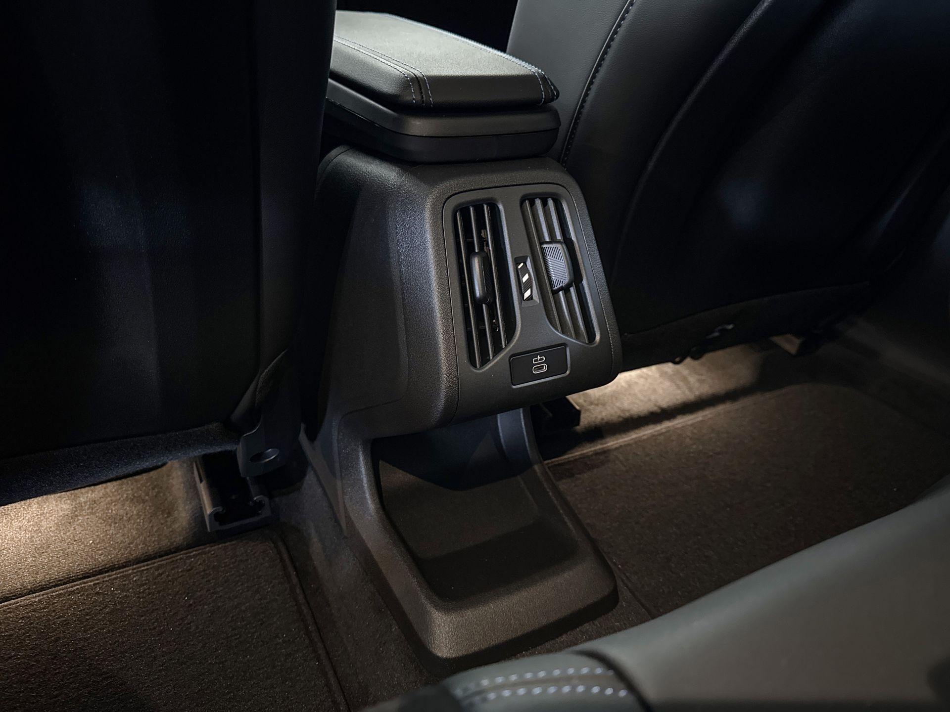 Foto van BMW X1 Xdrive25e