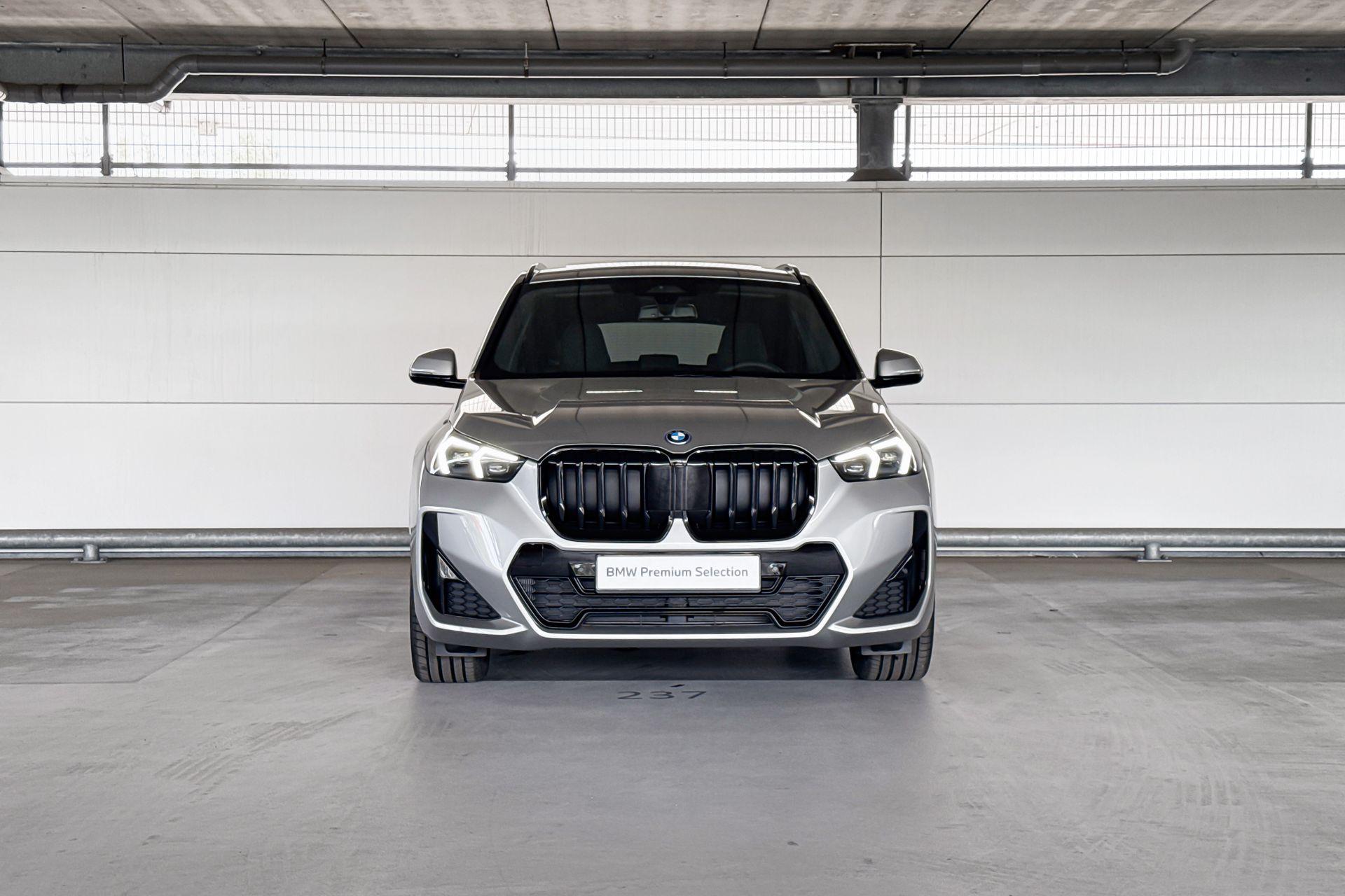 Foto van BMW X1 Xdrive25e