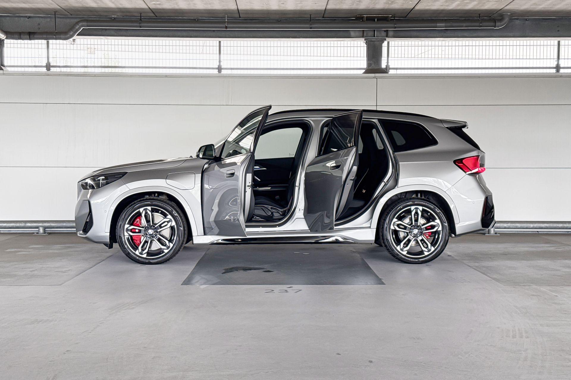 Foto van BMW X1 Xdrive25e