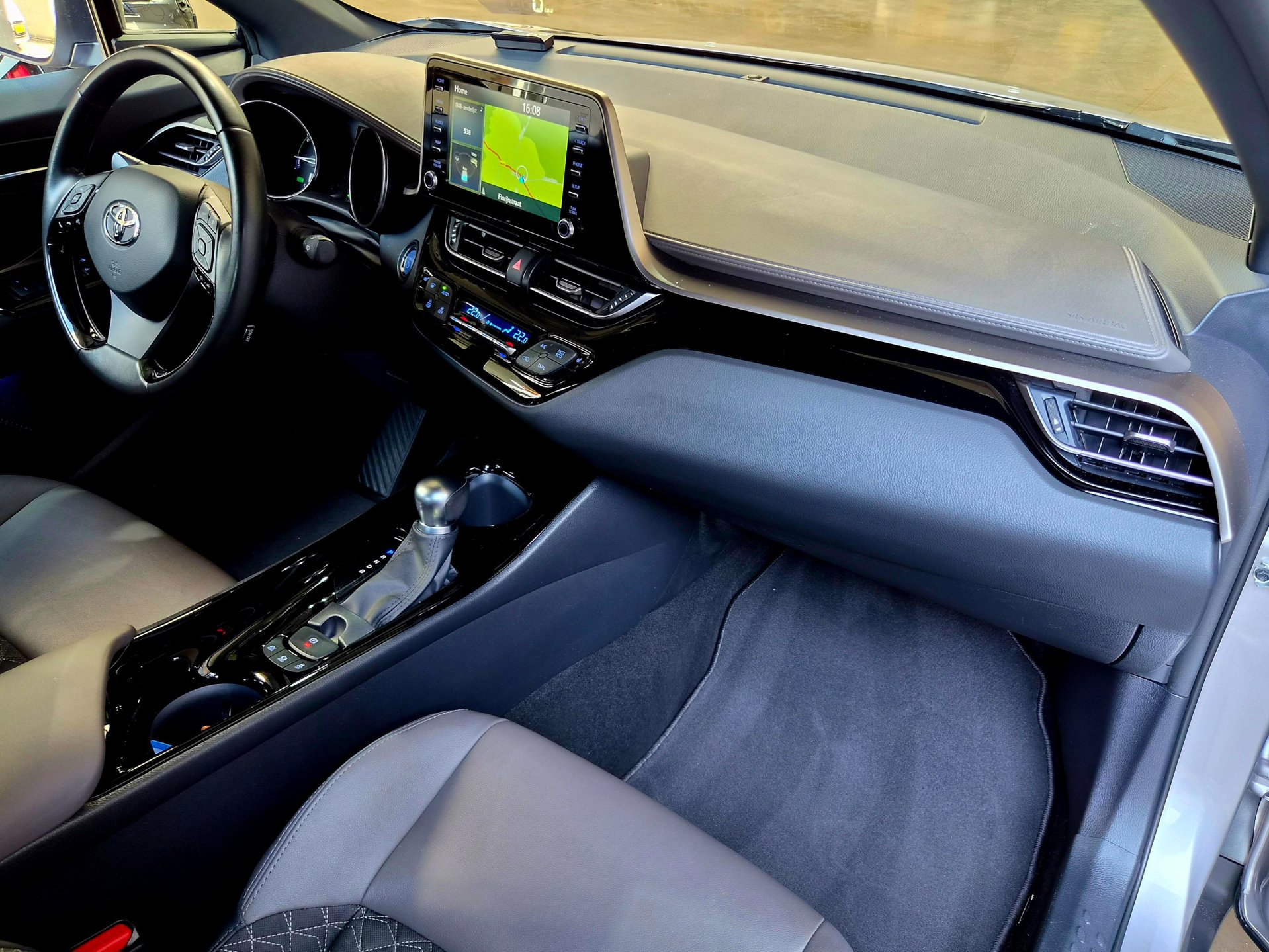 Foto van Toyota Toyota C-hr