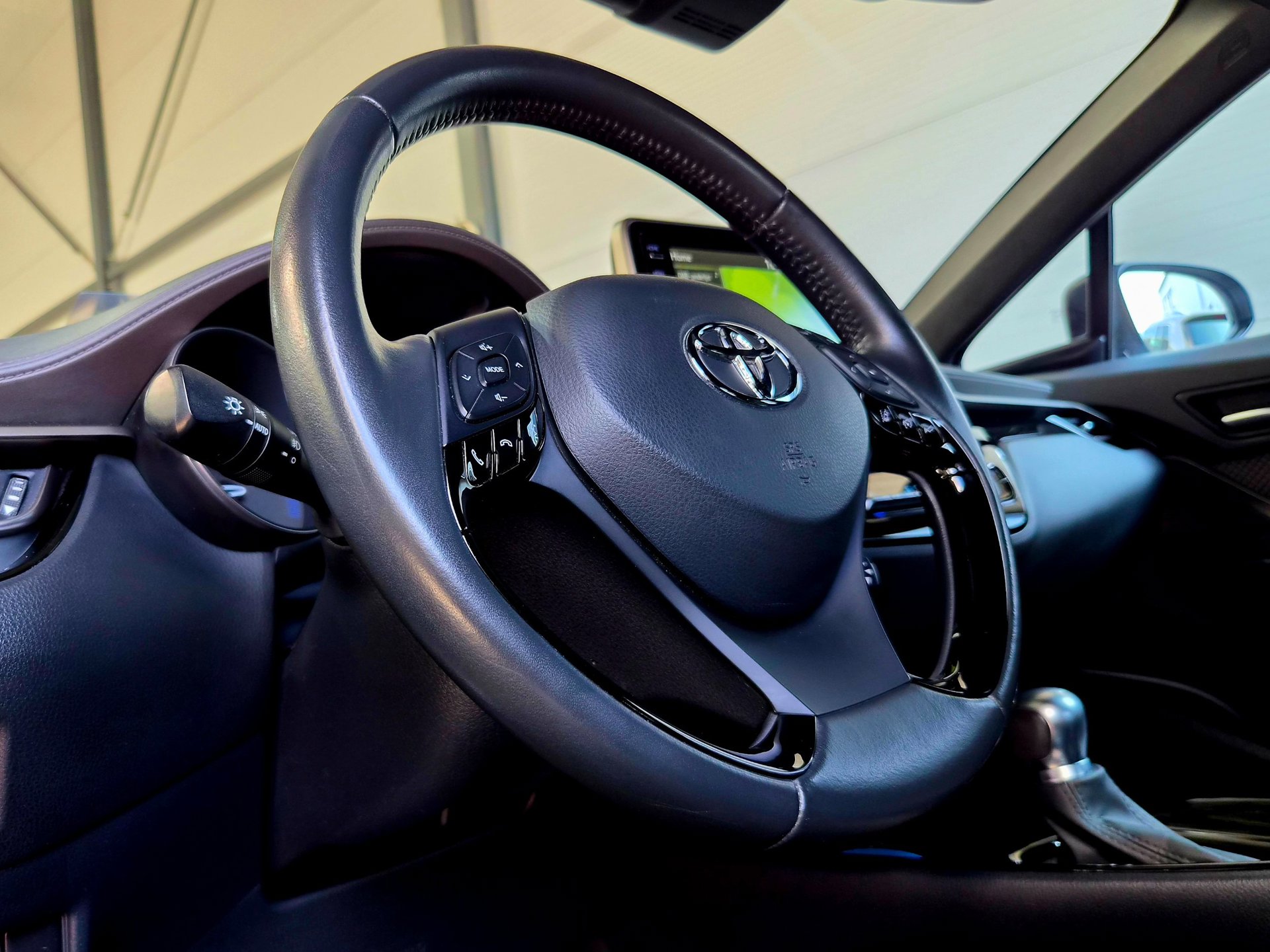 Foto van Toyota Toyota C-hr