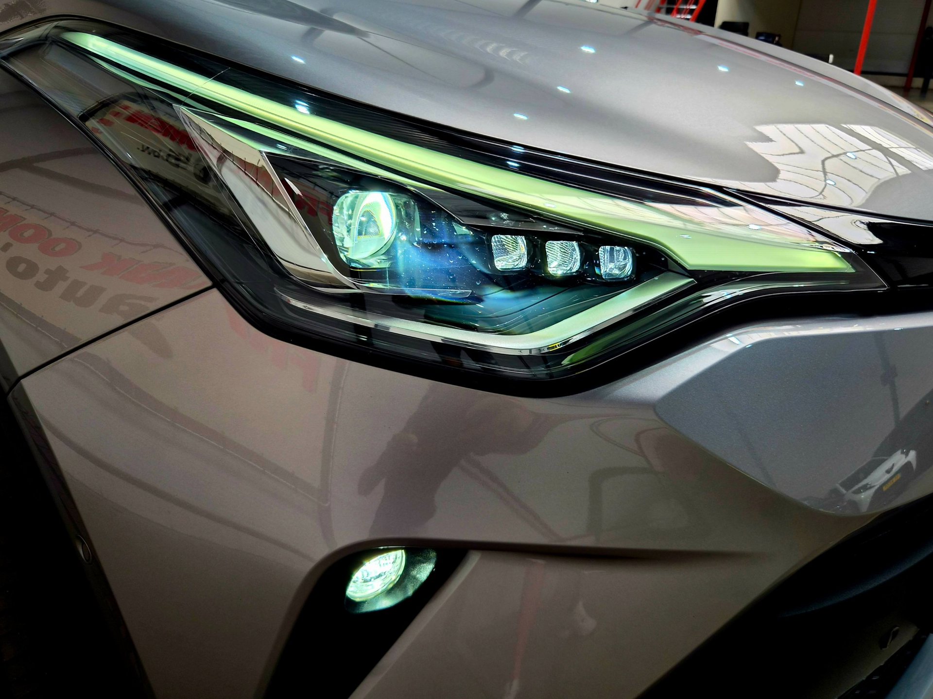 Foto van Toyota Toyota C-hr