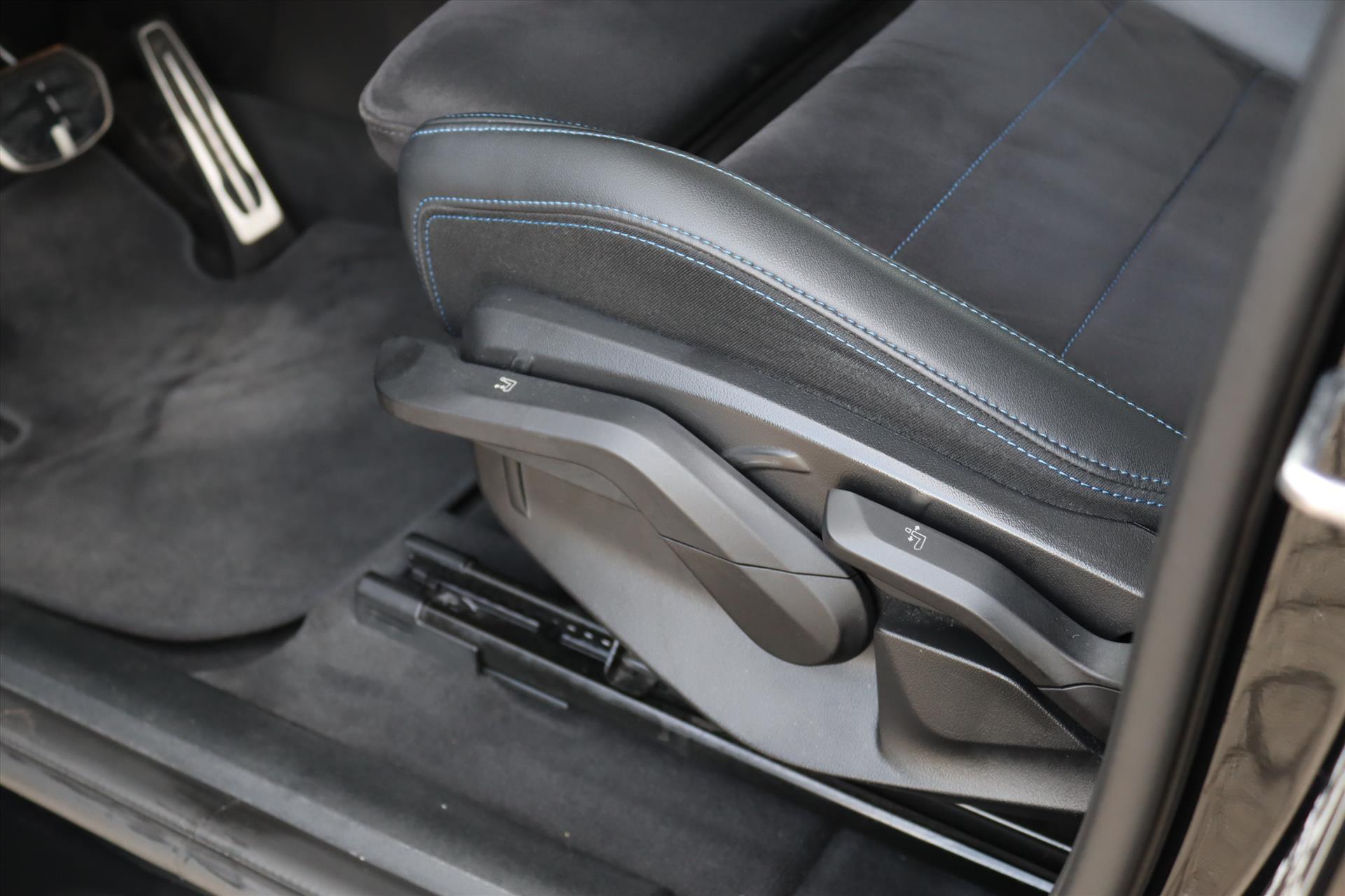 Foto van BMW X1 Xdrive25e