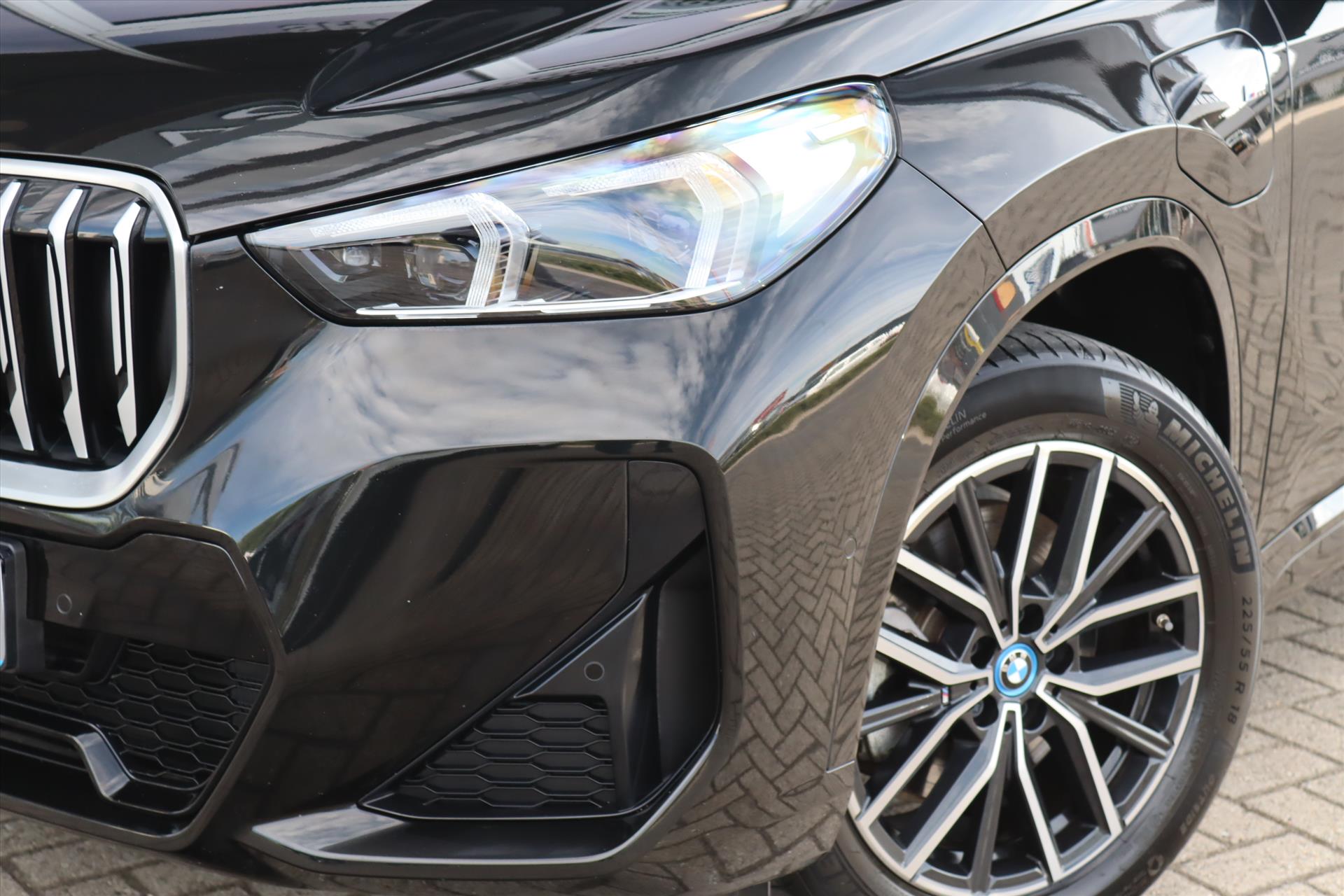Foto van BMW X1 Xdrive25e
