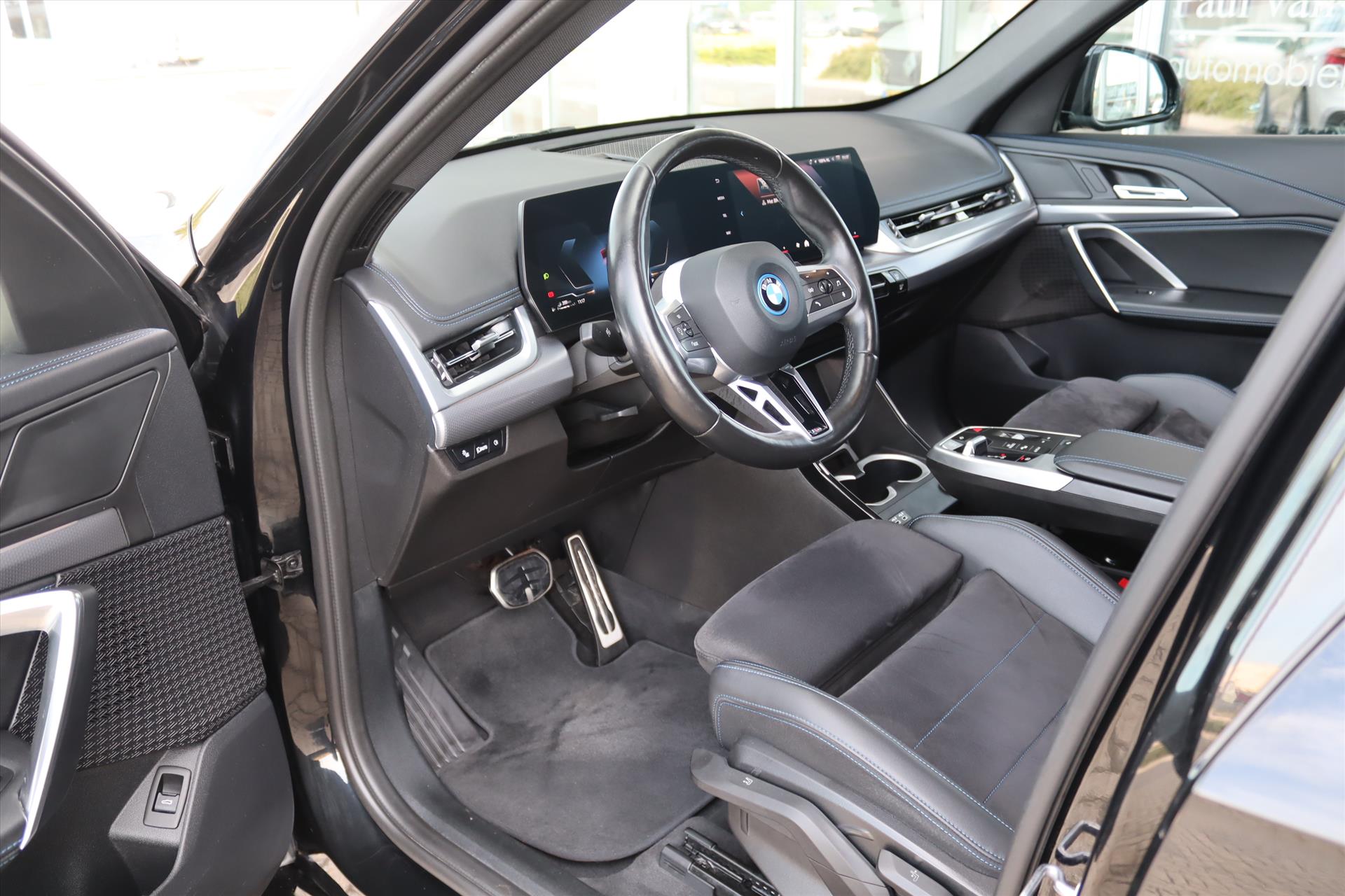 Foto van BMW X1 Xdrive25e