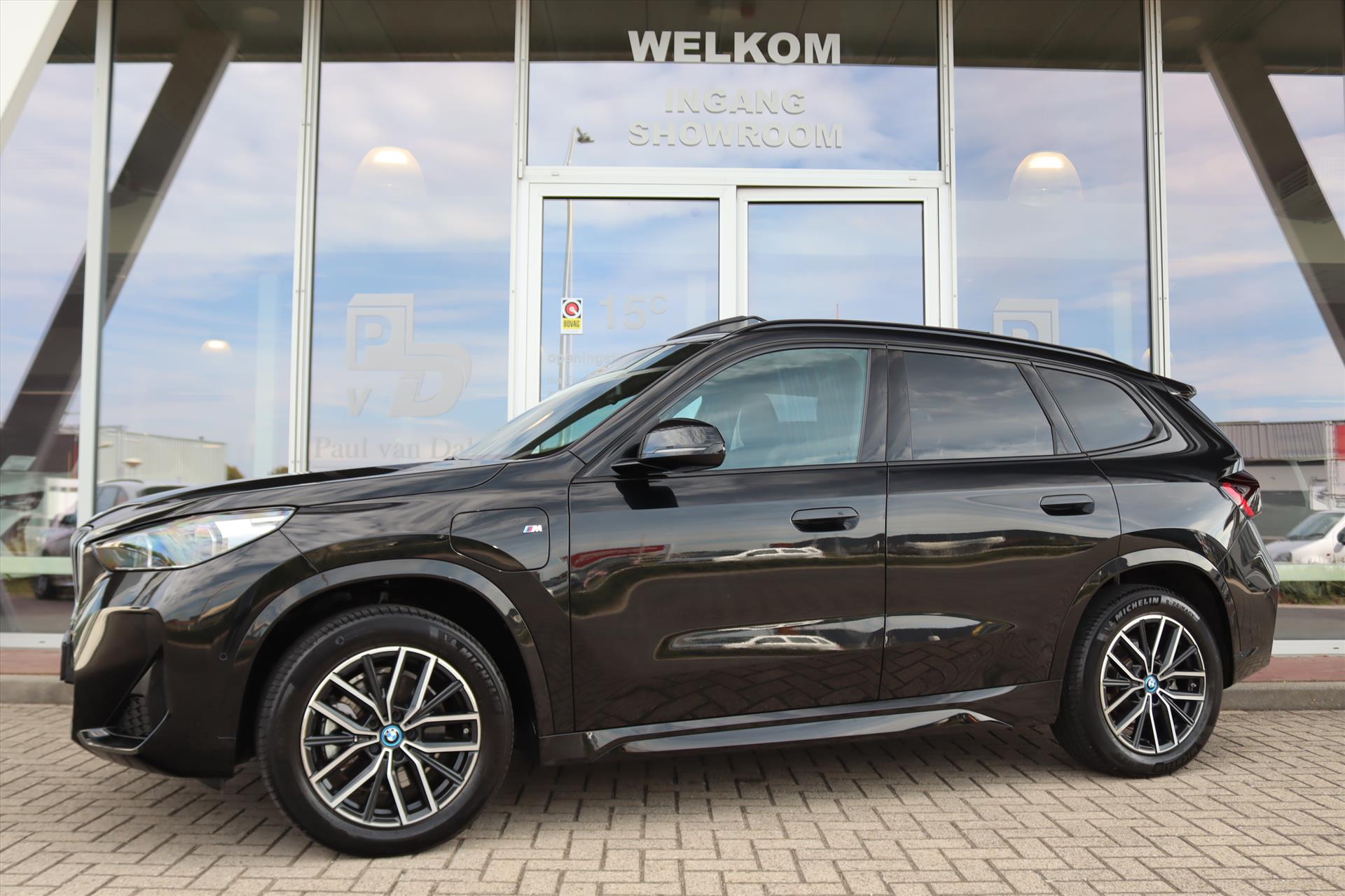 Foto van BMW X1 Xdrive25e