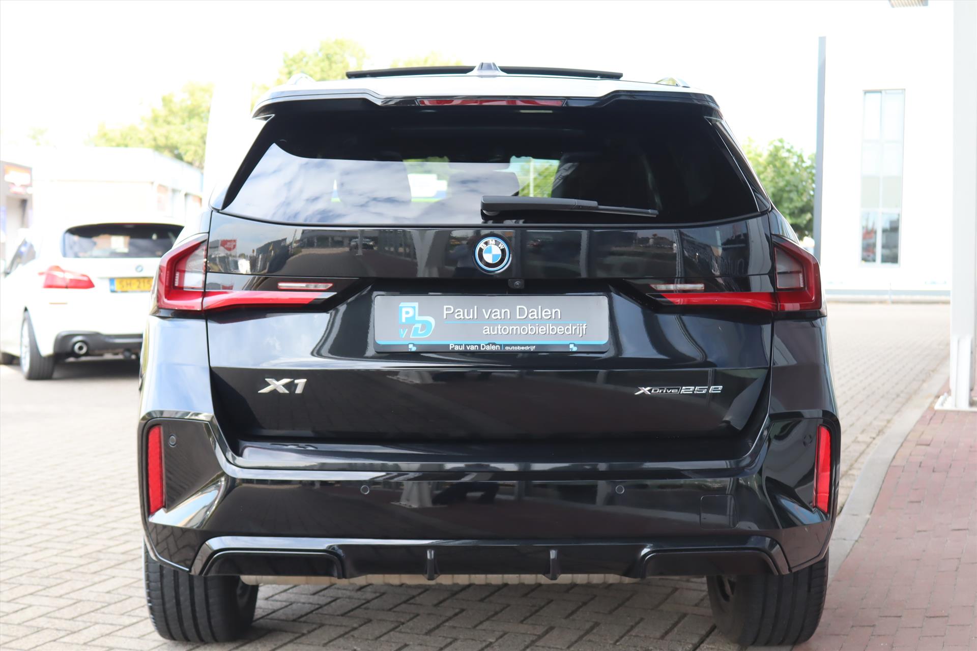 Foto van BMW X1 Xdrive25e
