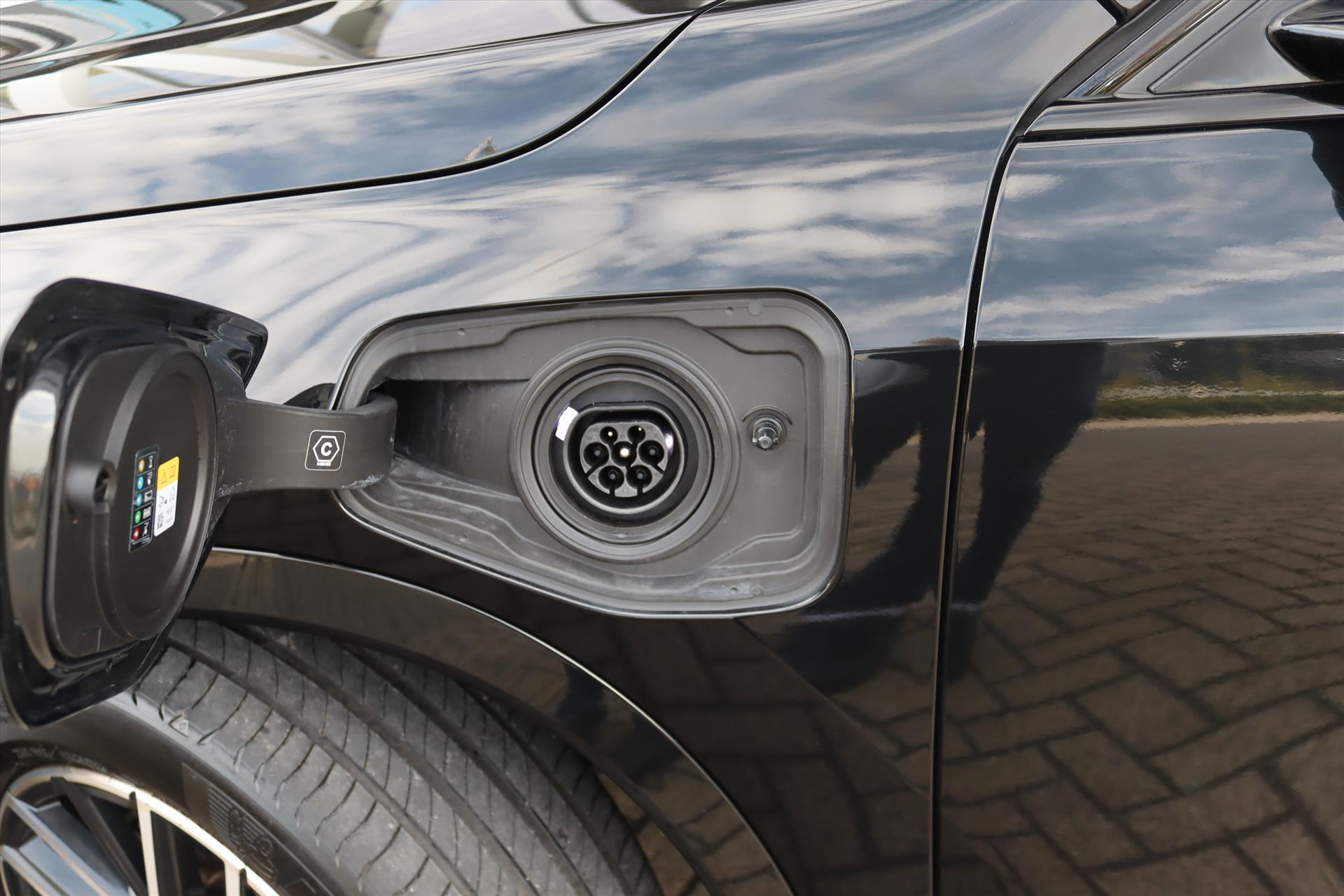Foto van BMW X1 Xdrive25e