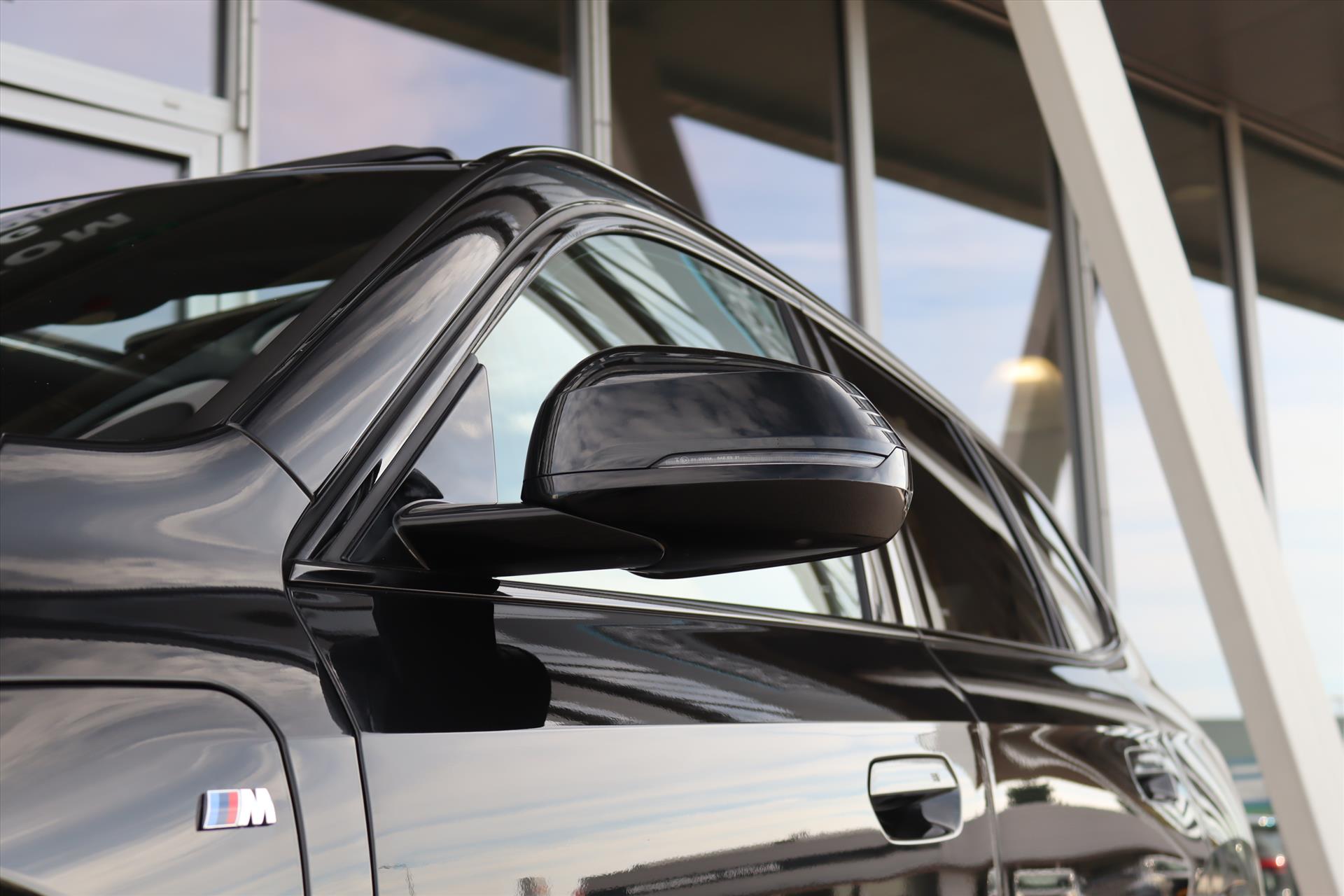 Foto van BMW X1 Xdrive25e