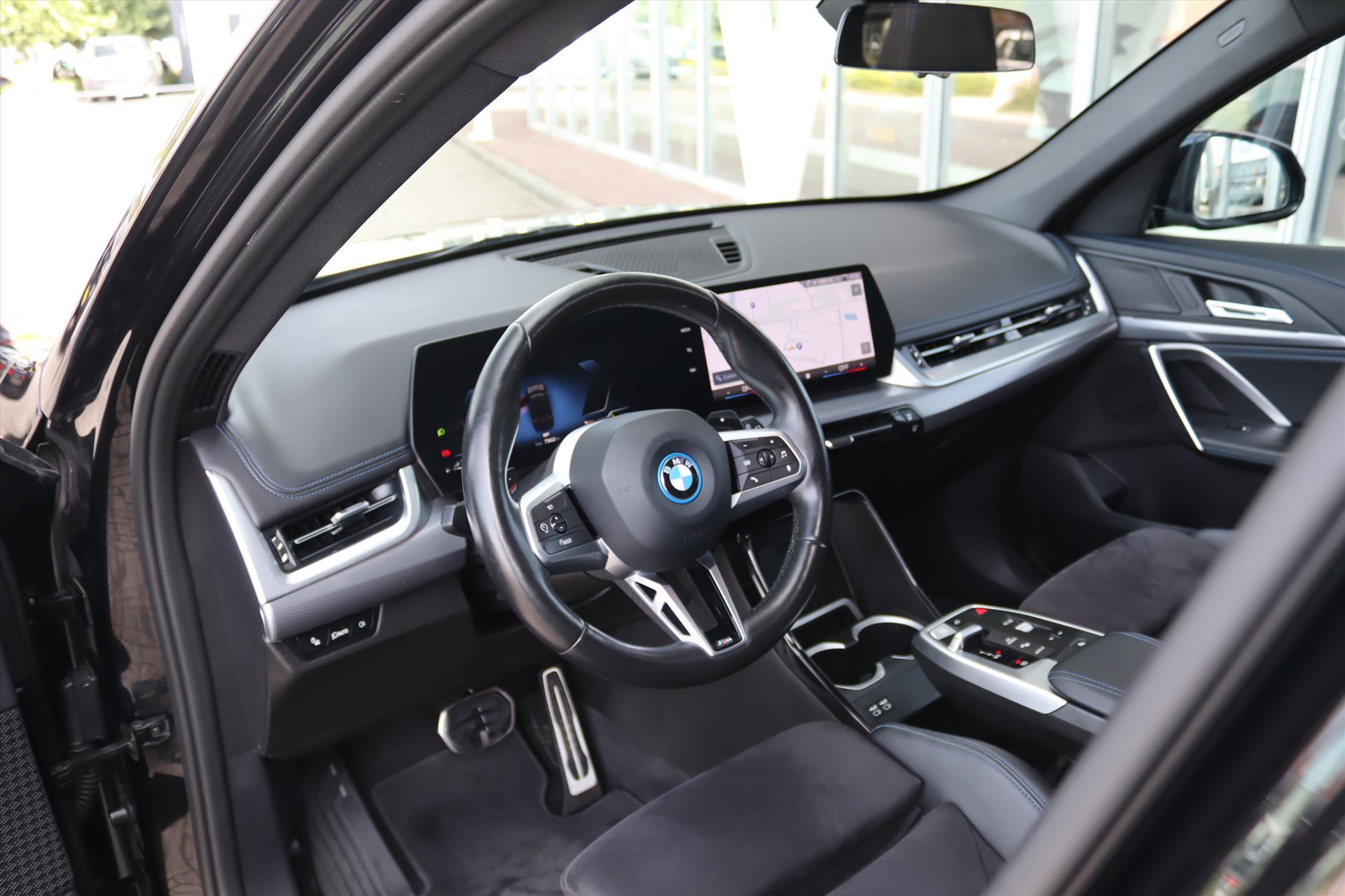 Foto van BMW X1 Xdrive25e