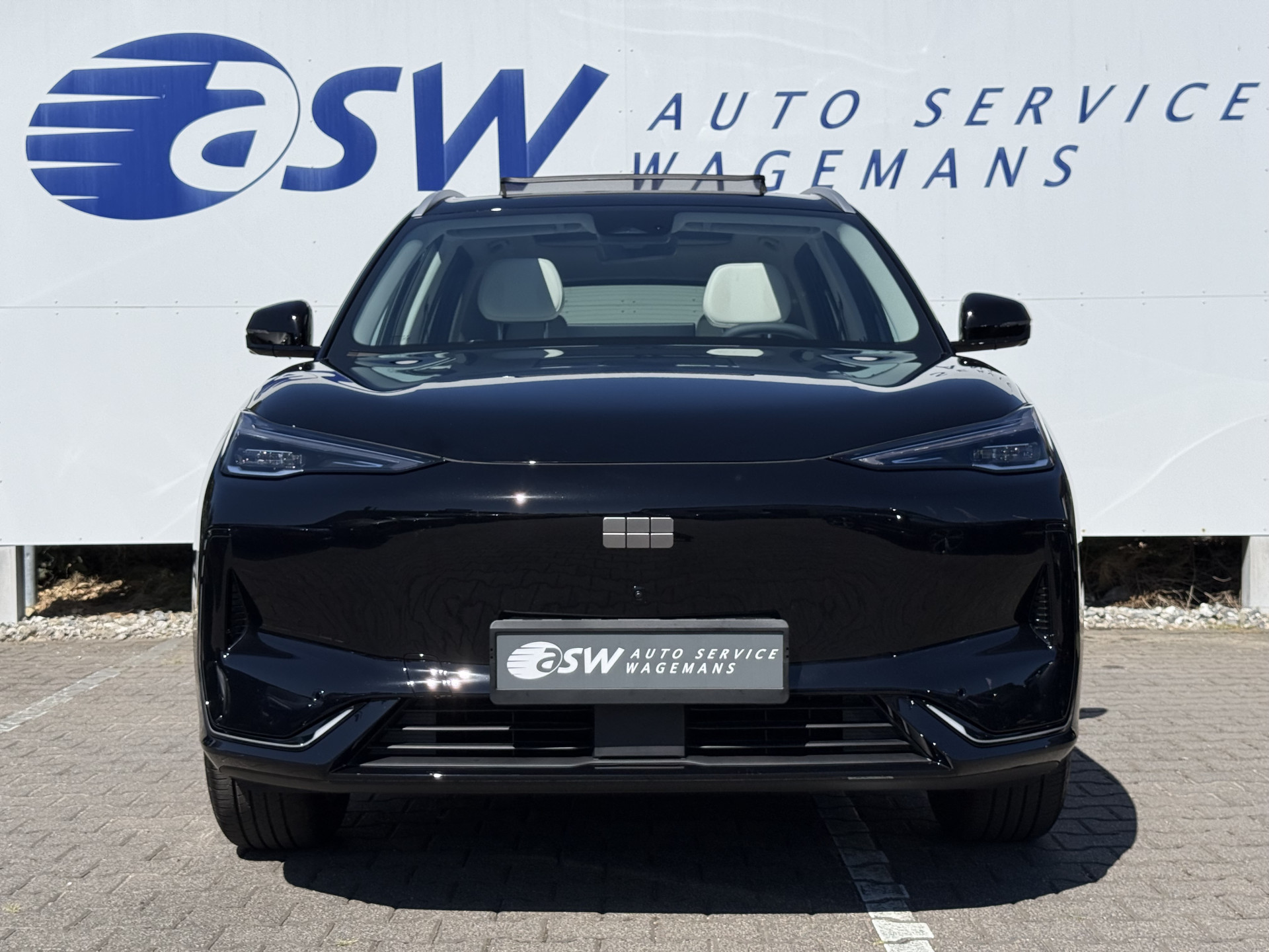 Foto van Geely E5