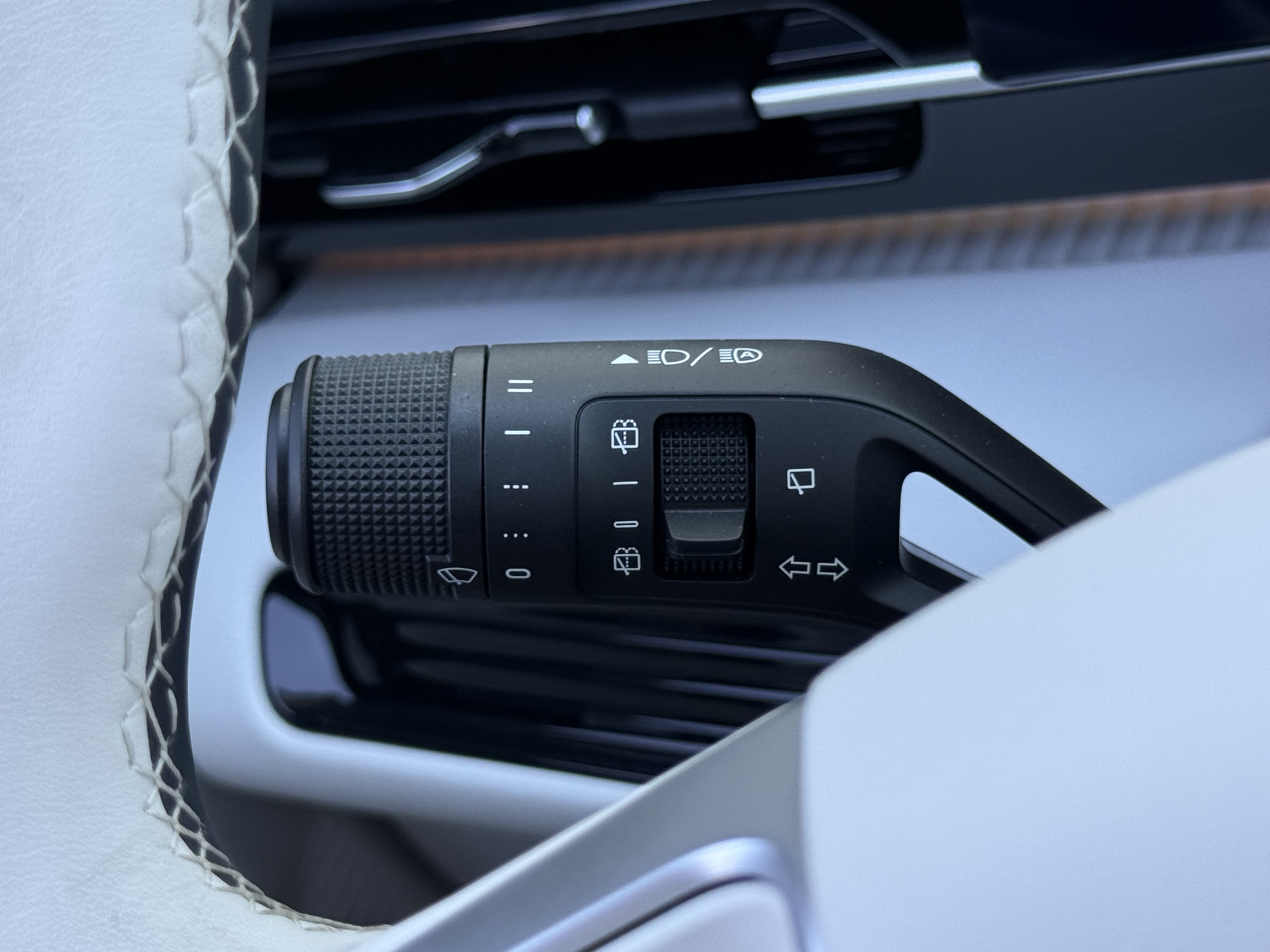 Foto van Geely E5
