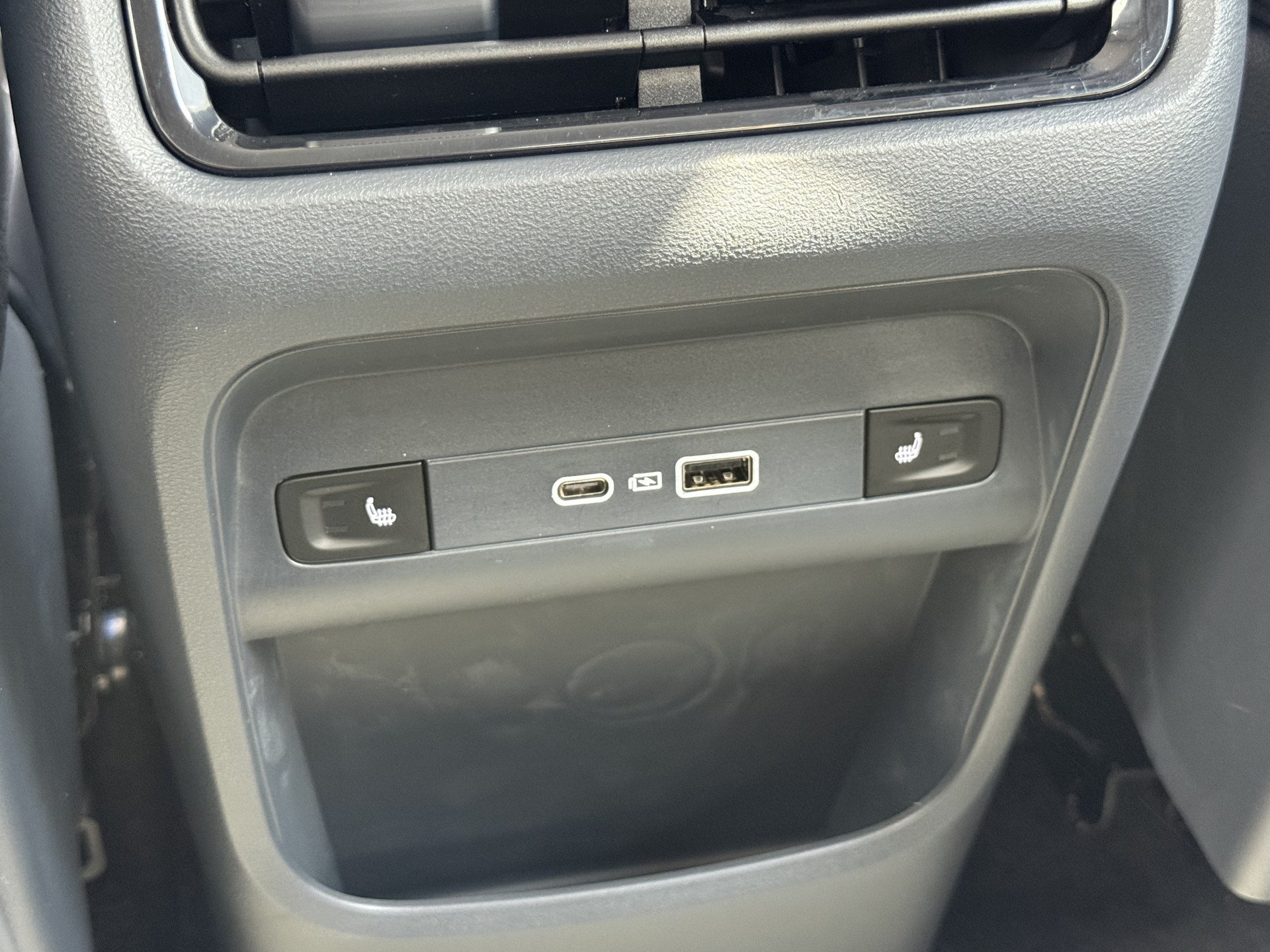 Foto van Geely Starray Em-i