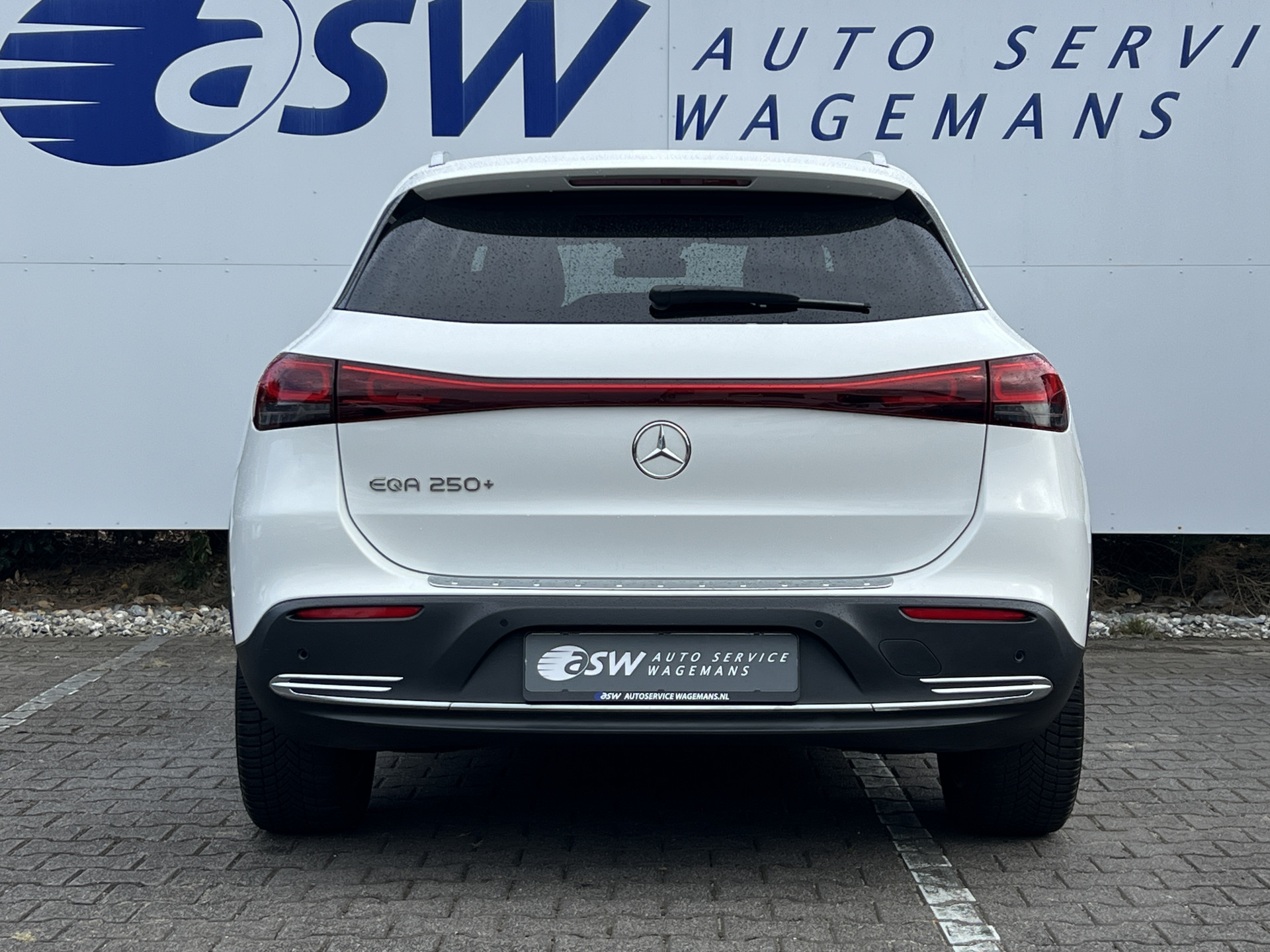 Foto van Mercedes-Benz Eqa