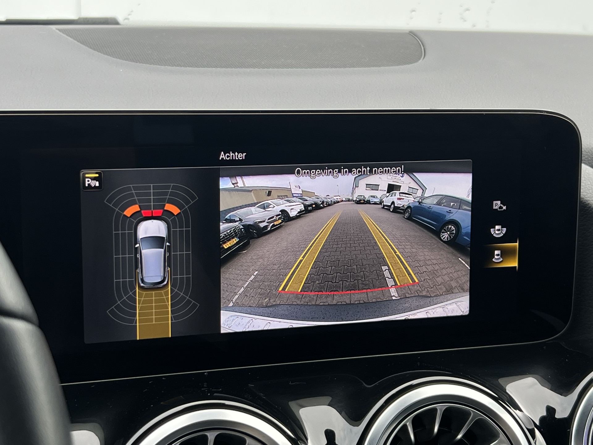 Foto van Mercedes-Benz Eqa