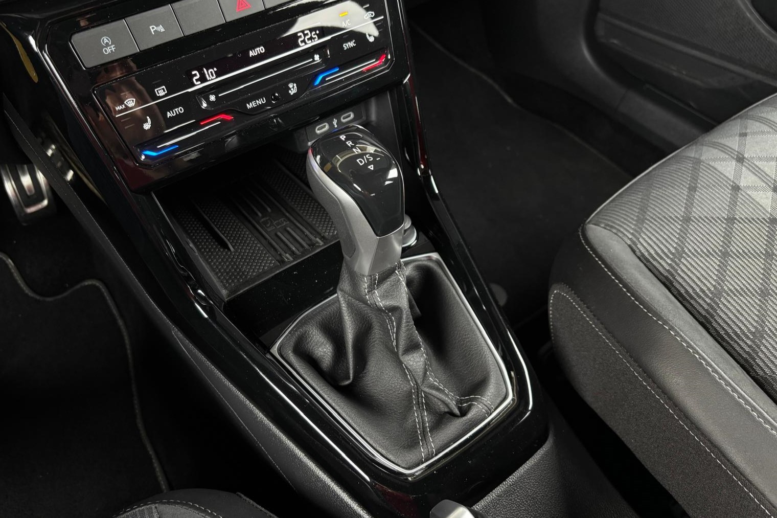 Foto van Volkswagen T-cross