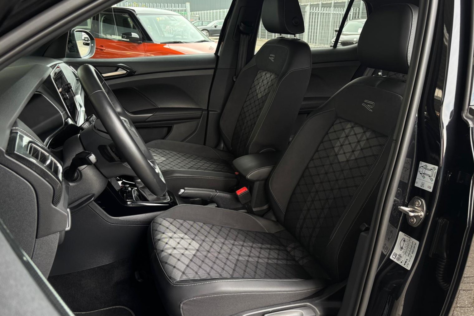 Foto van Volkswagen T-cross
