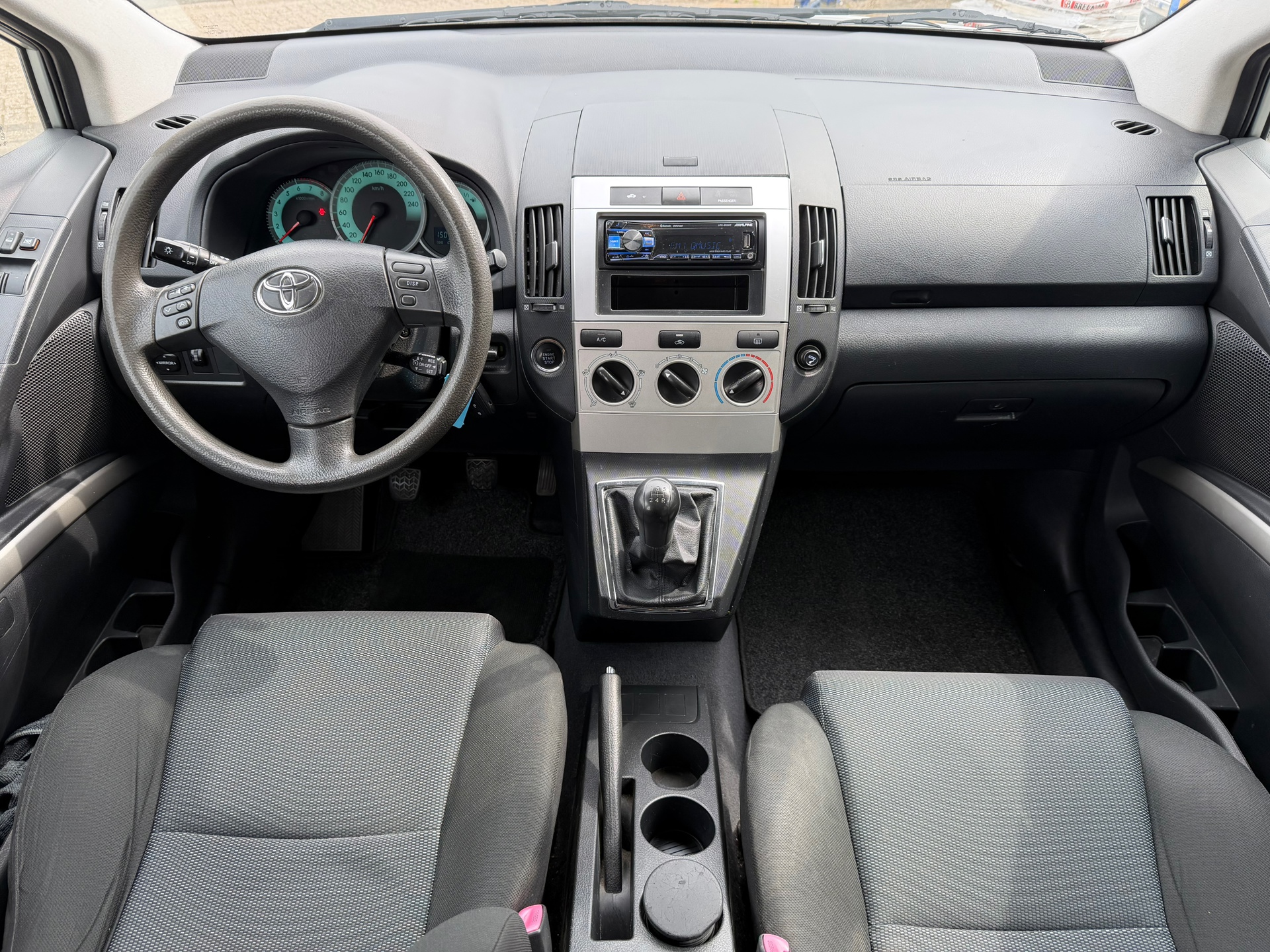 Foto van Toyota Toyota Corolla Verso