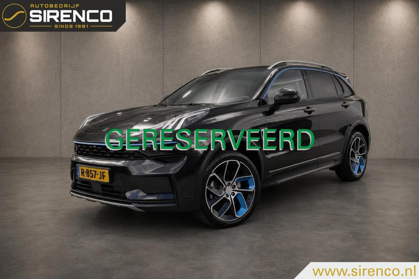 Lynk&co LYNK & Co 01 1.5| trekhaak | 360 camera met 3d view | panodak | stoelverwarming |Android auto & Apple carplay |dab | adaptive cruise control | sfeerverlichting | 2022 - voorkant