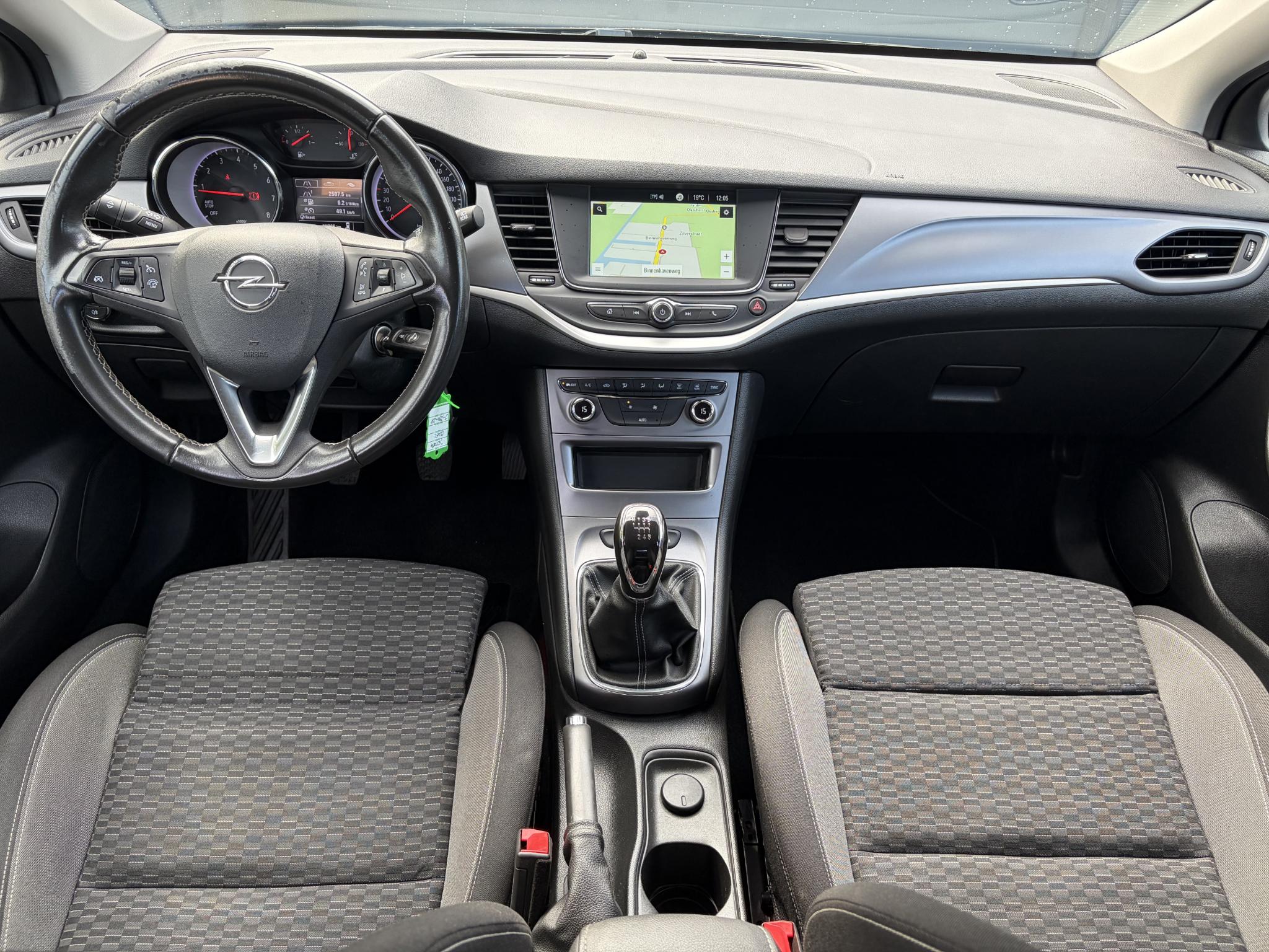 Foto van Opel Astra Sports Tourer